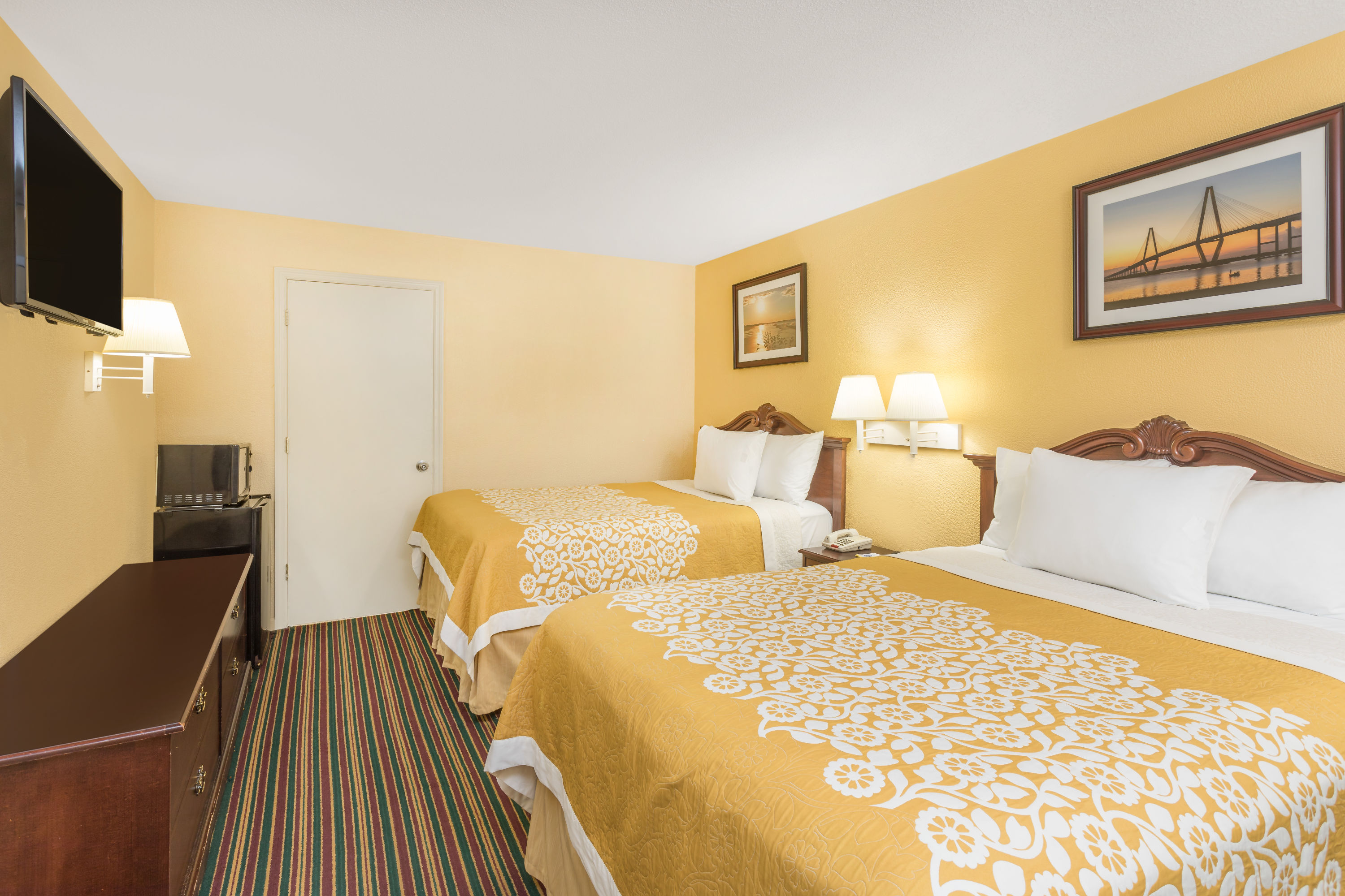 Days Inn By Wyndham Mt Pleasant Charleston Patriots Point