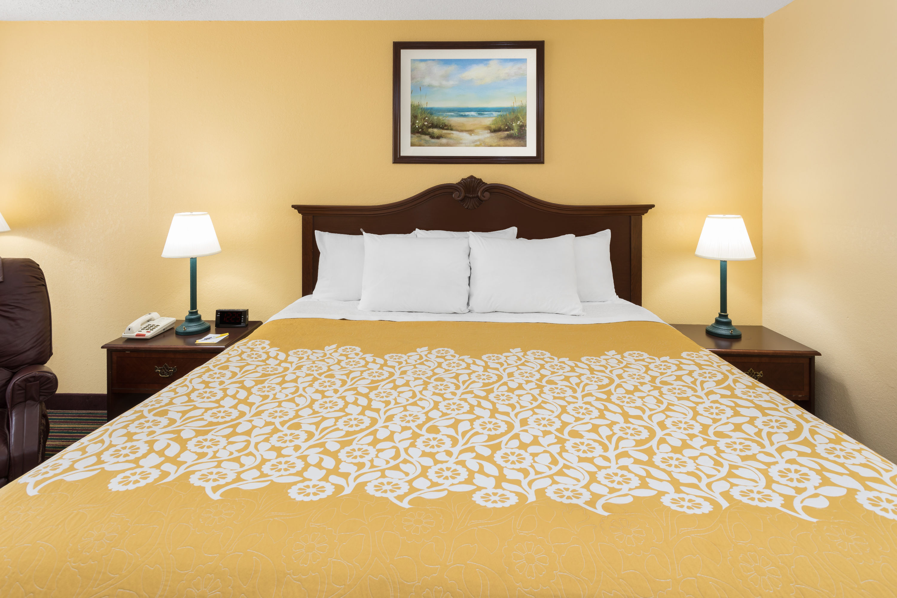 Days Inn By Wyndham Mt Pleasant Charleston Patriots Point