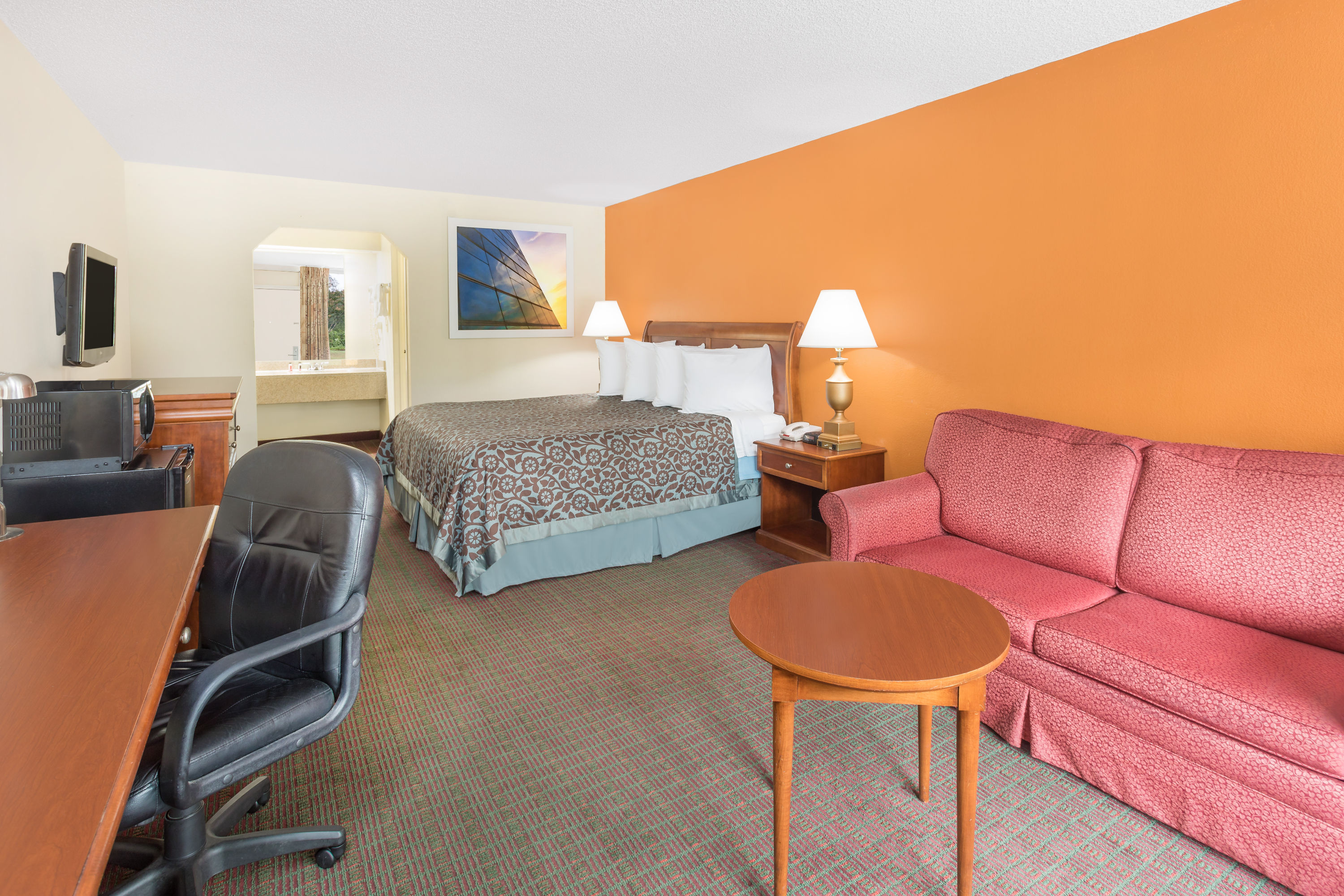 Guest room at the Days Inn by Wyndham Orangeburg South in Orangeburg, South Carolina