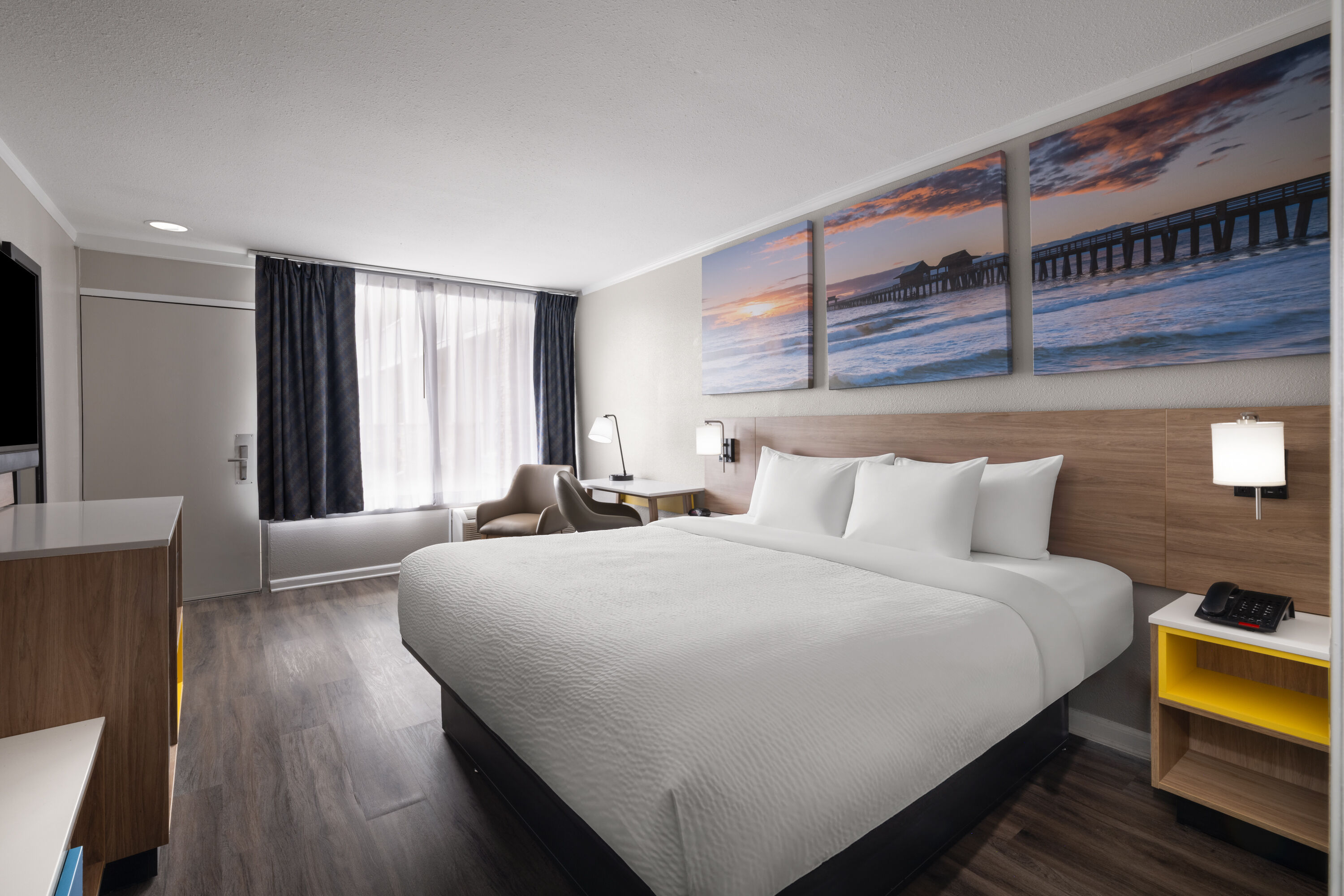 Guest room at the Days Inn by Wyndham Pawleys Island in Pawleys Island, South Carolina