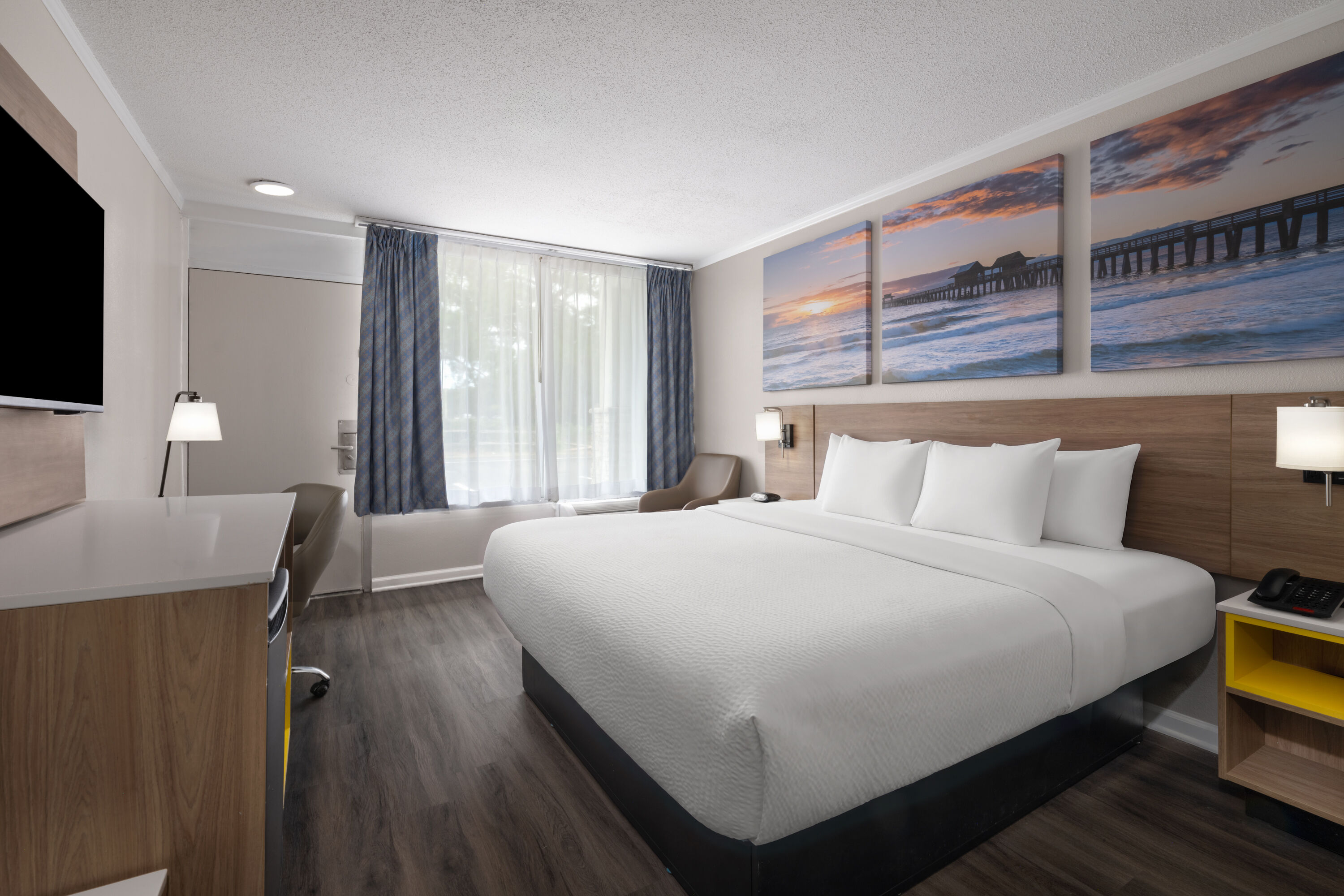 Guest room at the Days Inn by Wyndham Pawleys Island in Pawleys Island, South Carolina