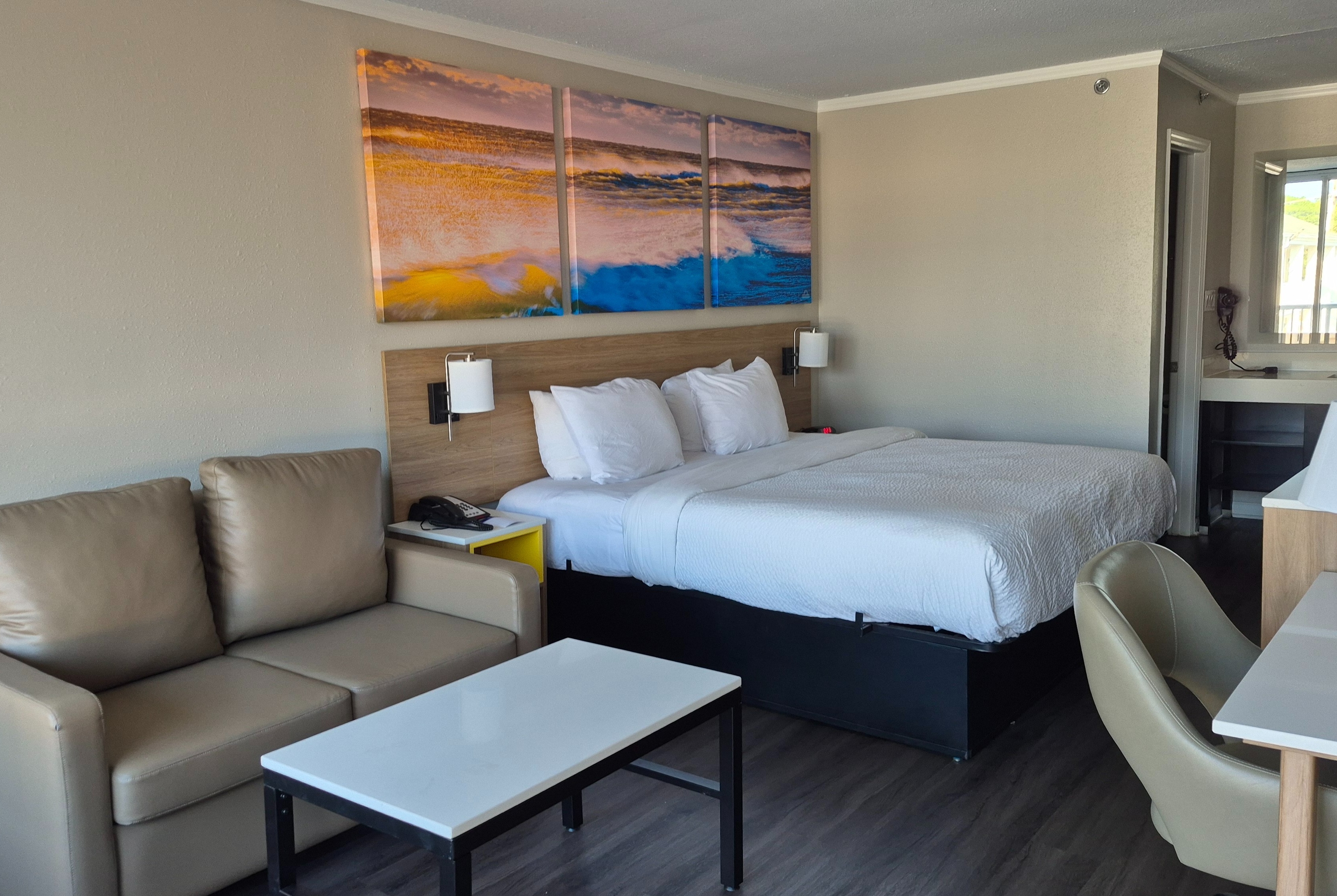 Guest room at the Days Inn by Wyndham Pawleys Island in Pawleys Island, South Carolina