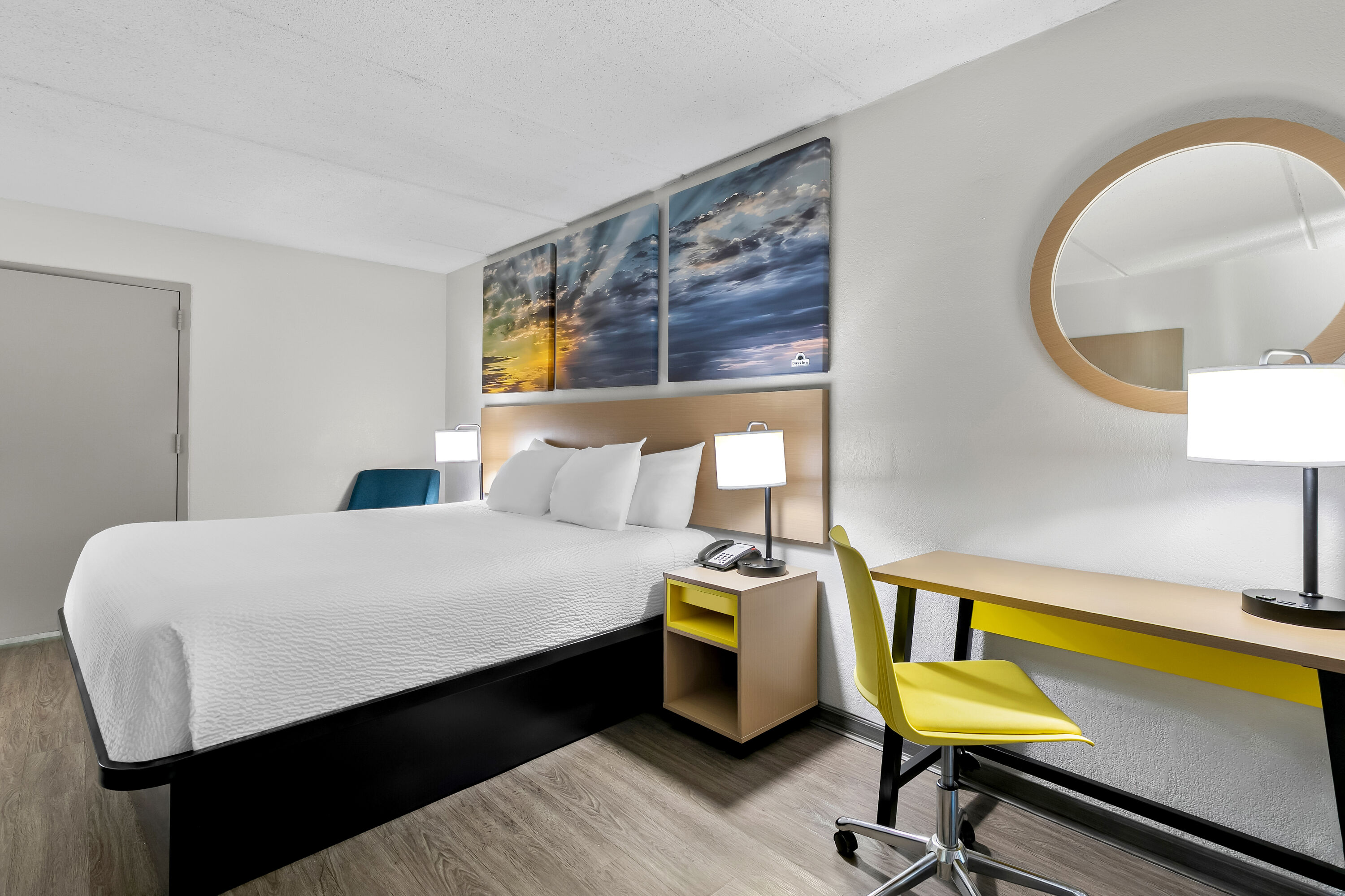 King bed guest room at the Days Inn by Wyndham Seneca / Clemson Area in Seneca, South Carolina