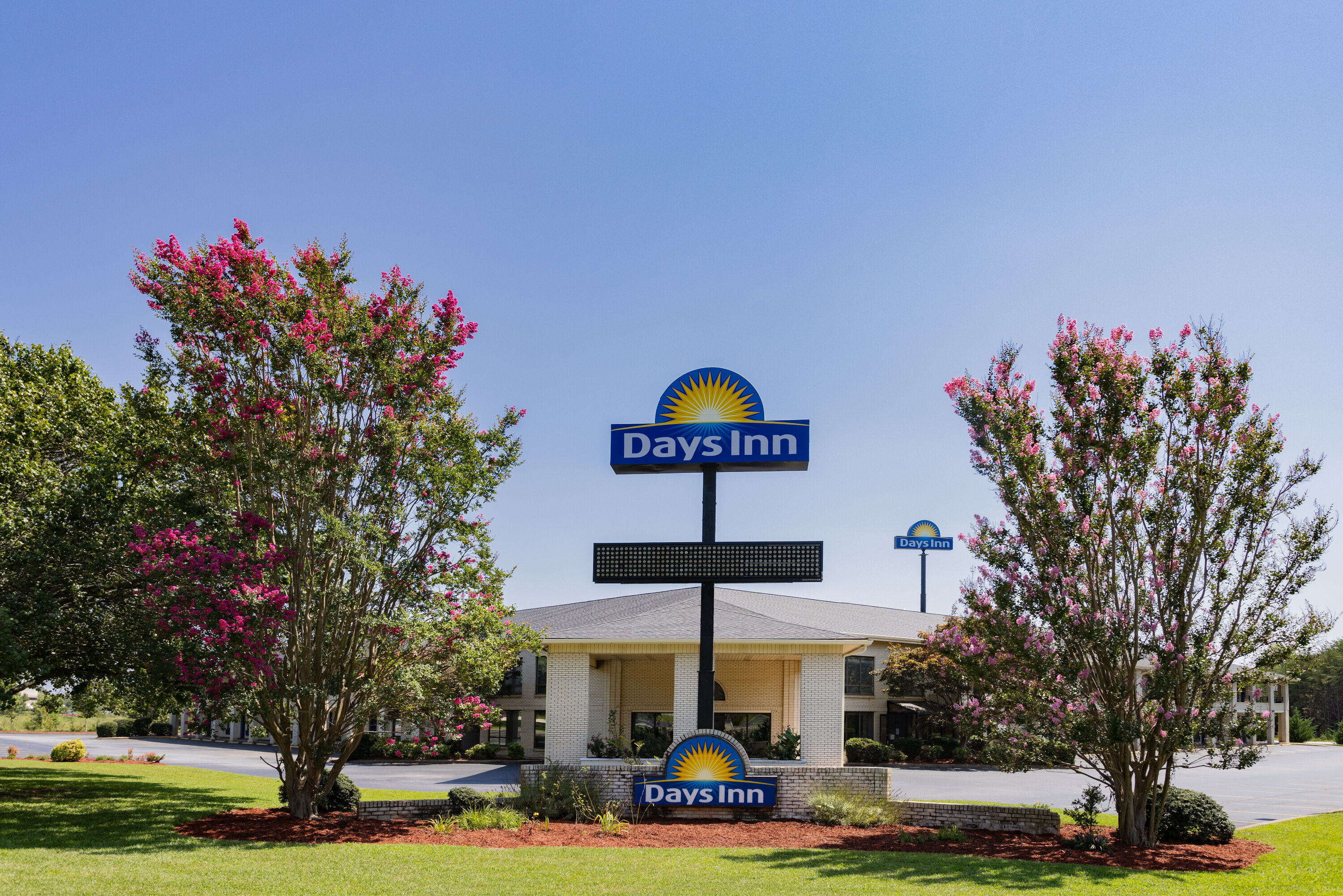 Days Inn Spartanburg Waccamaw