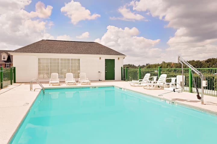 Days Inn By Wyndham Spartanburg Sc Hotels Days Inn By Wyndham Spartanburg