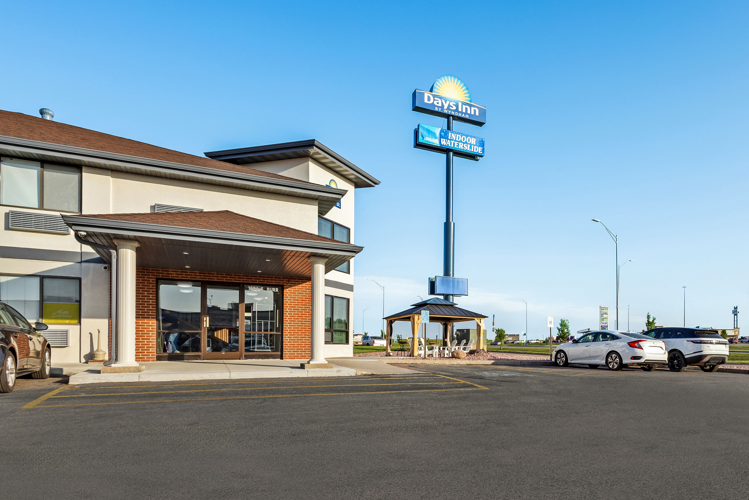 Days Inn by Wyndham Mitchell SD