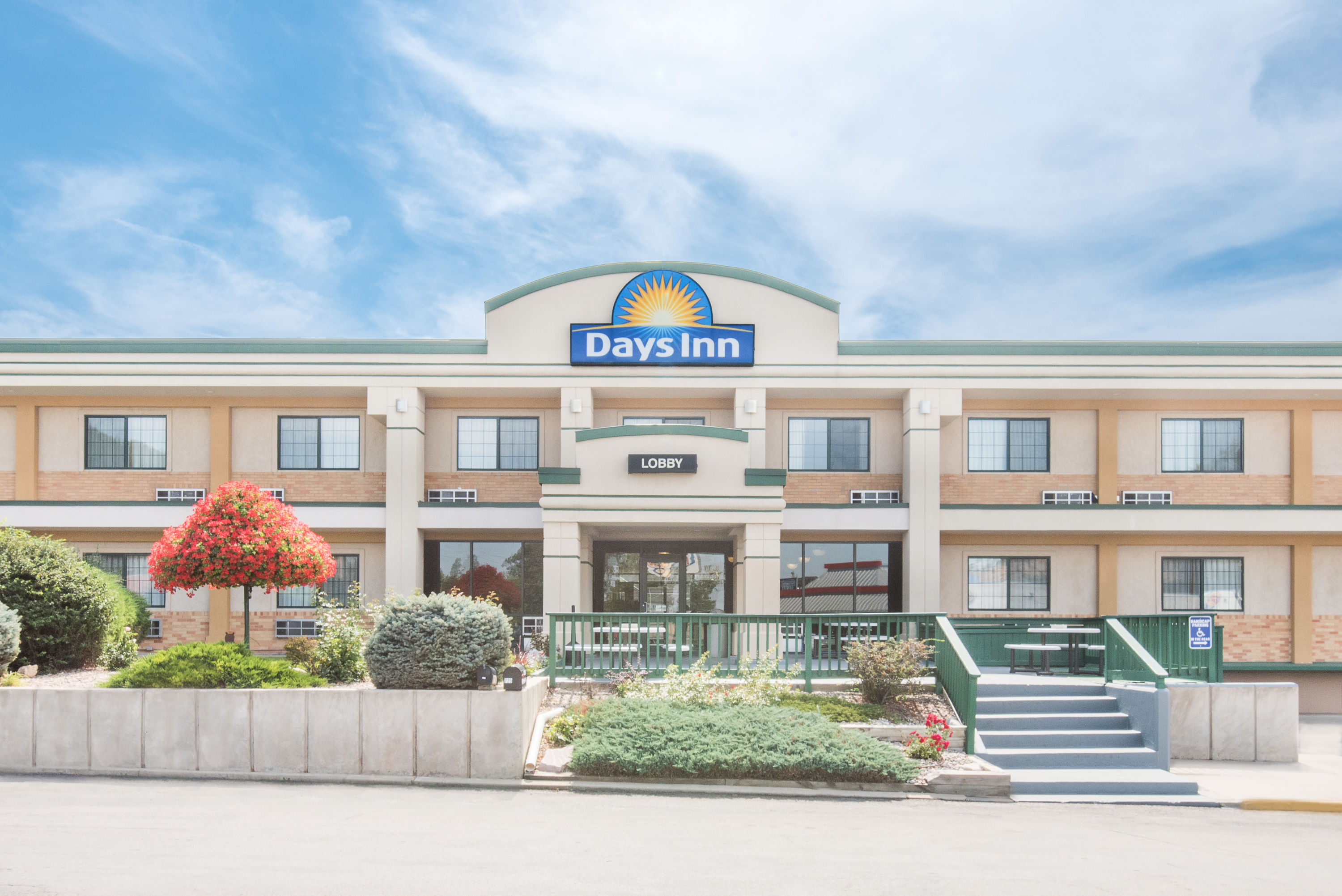 Days Inn By Wyndham West Rapid City Rapid City Sd Hotels Season discounts on motels in rapid city (south dakota), usa. days inn by wyndham west rapid city