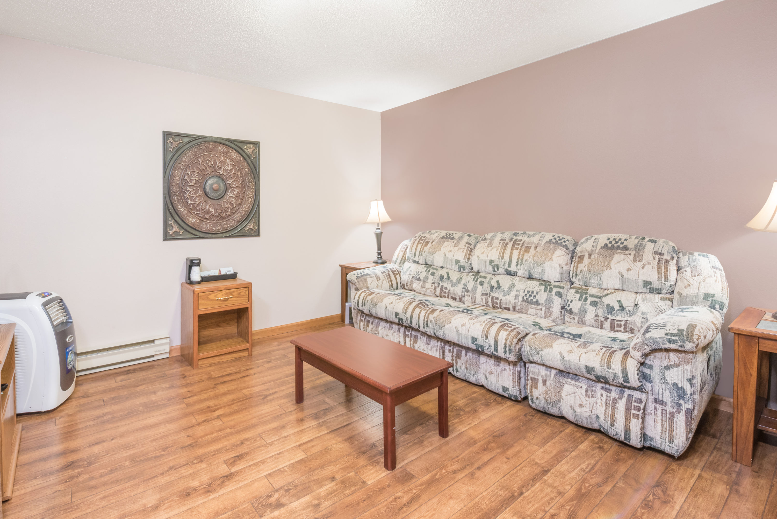 Days Inn by Wyndham Spearfish Spearfish, SD Hotels
