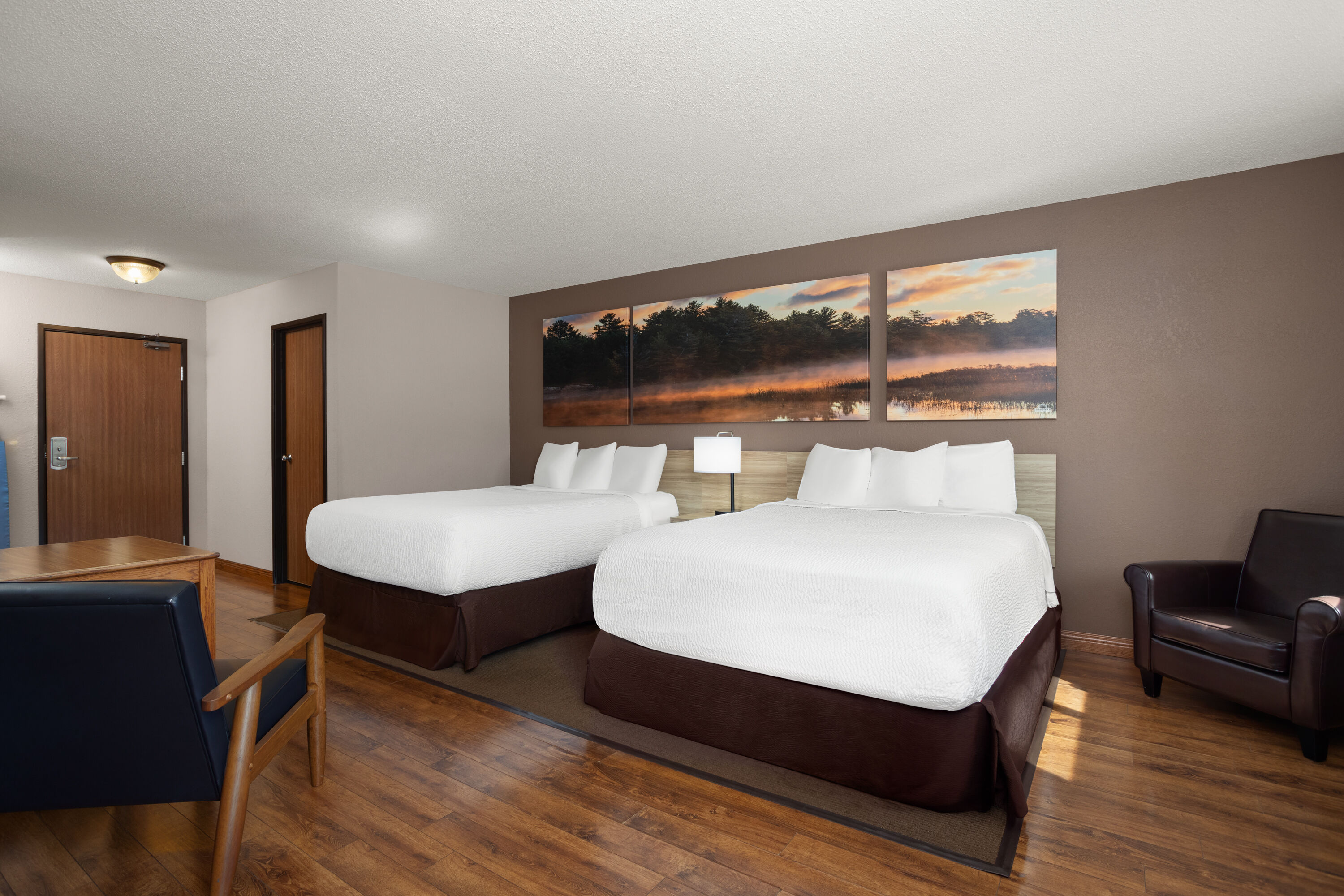Days Inn by Wyndham Spearfish suite in Spearfish, South Dakota