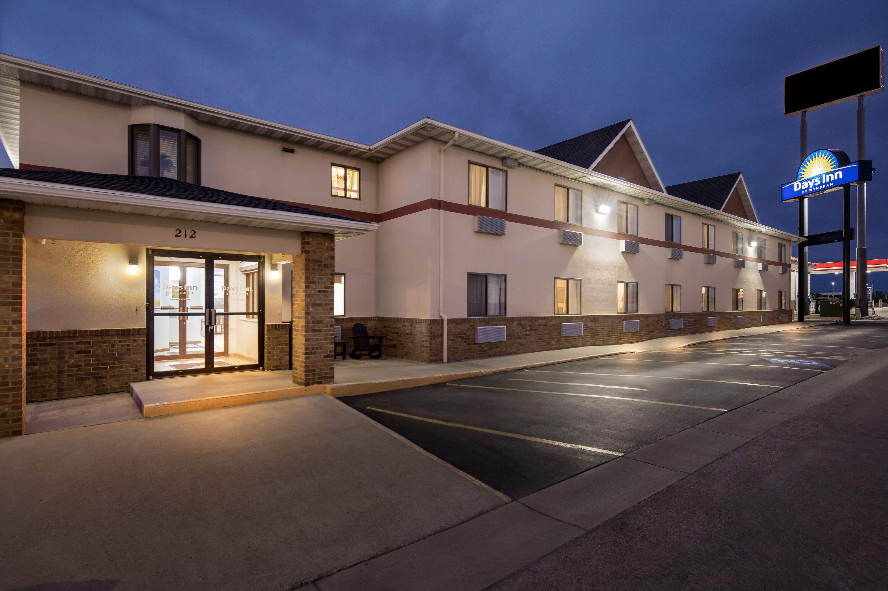 Exterior Night Image of Days Inn by Wyndham Wall hotel in Wall, South Dakota