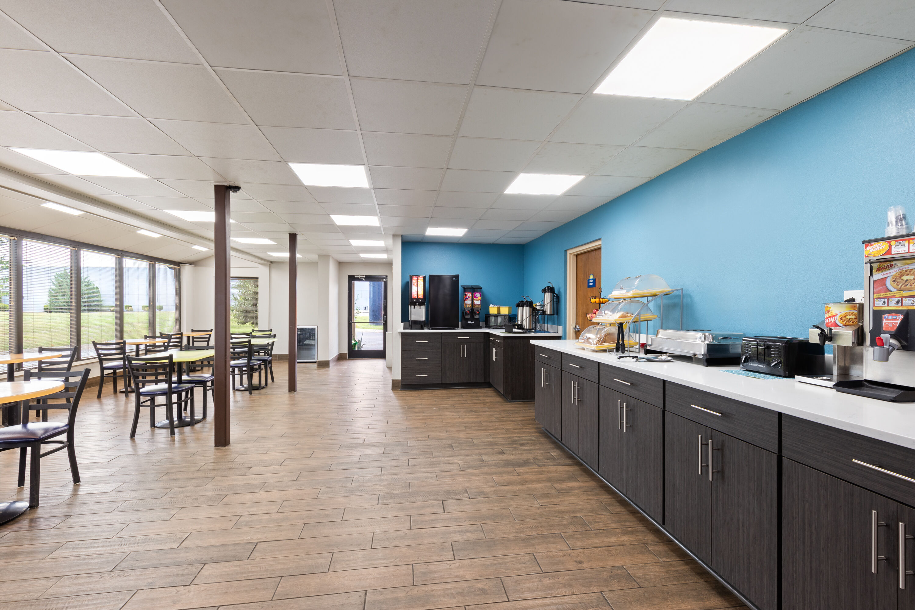 Free breakfast at Days Inn by Wyndham Clarksville North in Clarksville, Tennessee