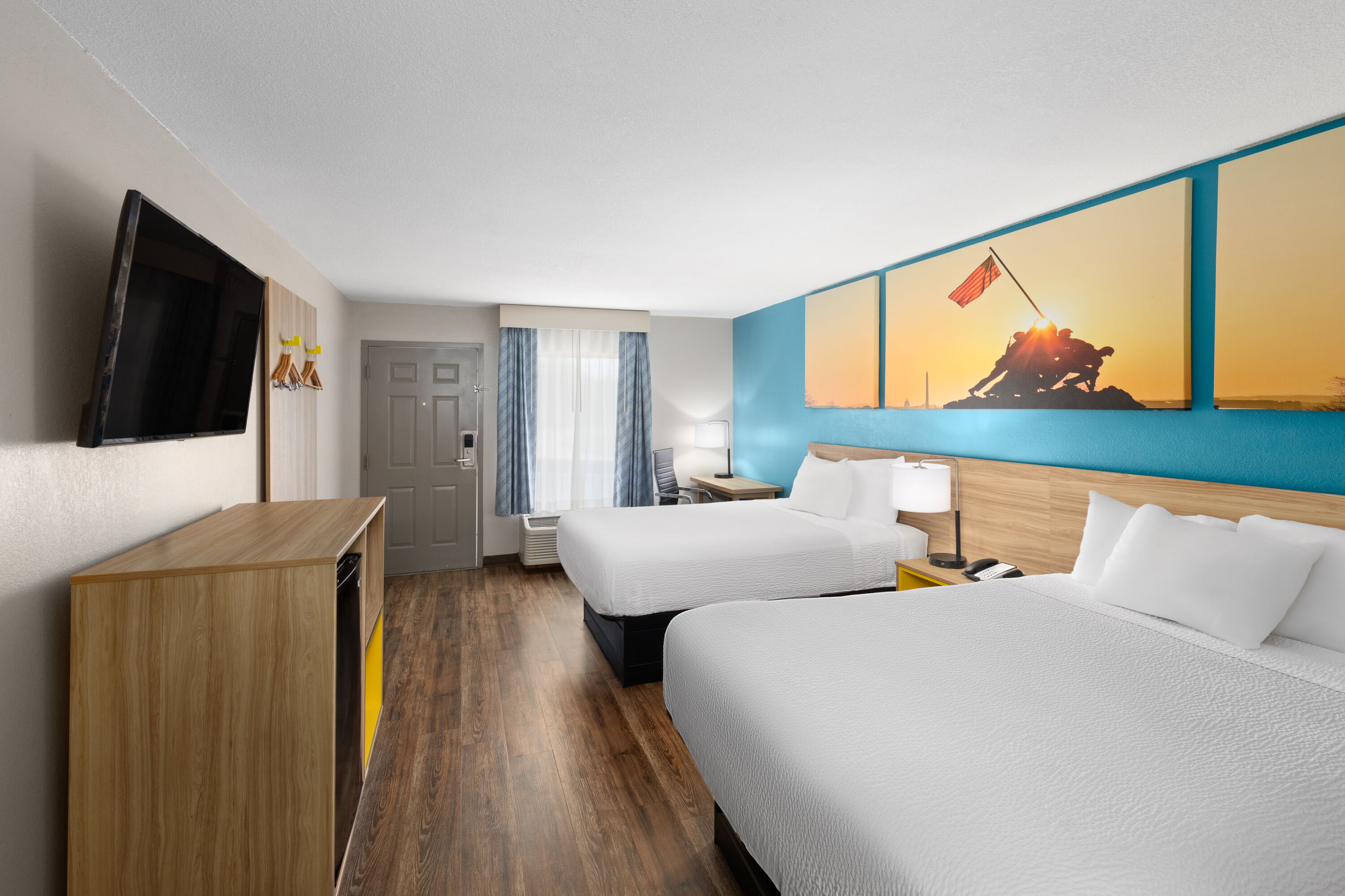 Guest room at the Days Inn by Wyndham Clarksville North in Clarksville, Tennessee