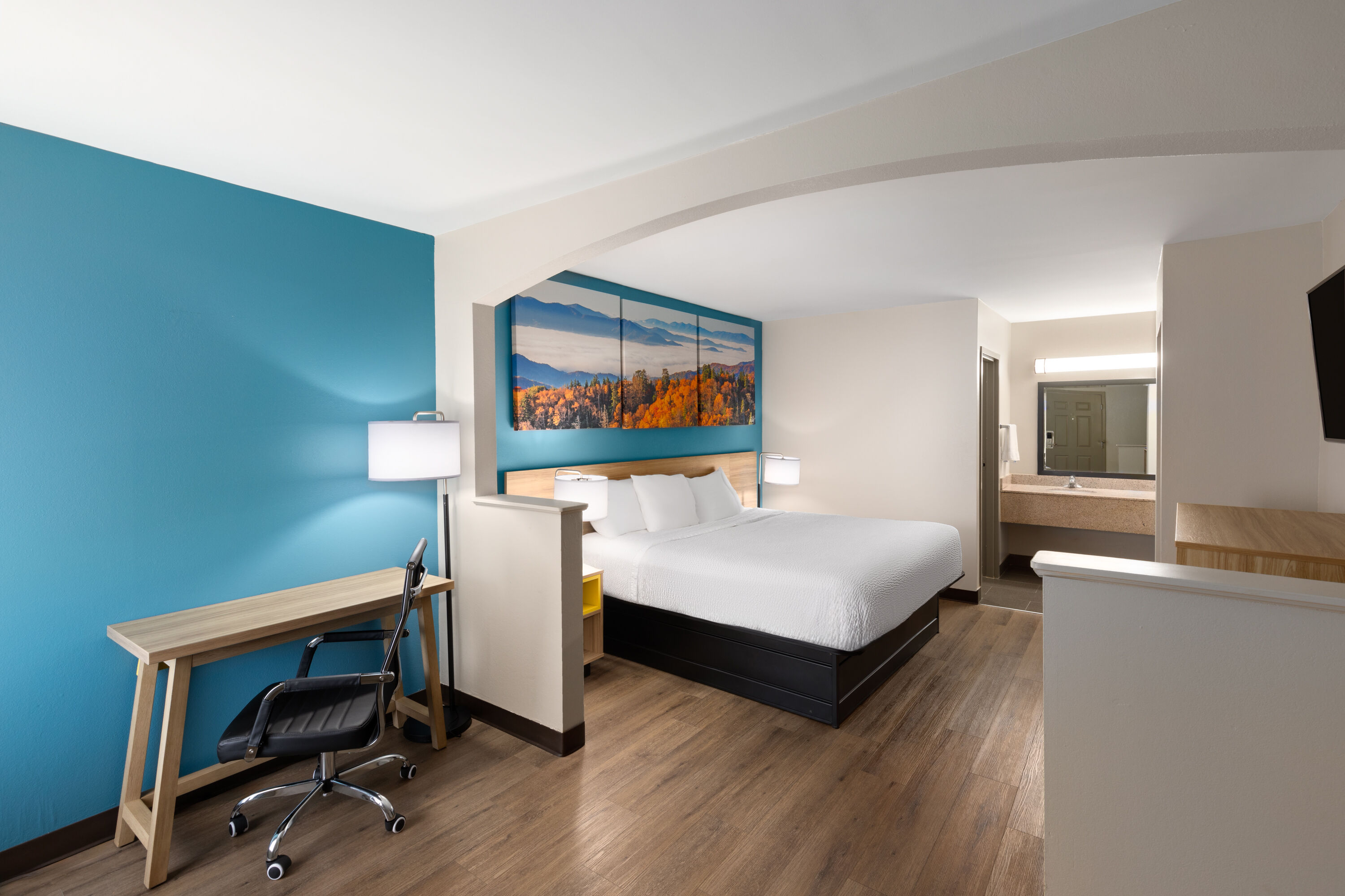 Guest room at the Days Inn by Wyndham Clarksville North in Clarksville, Tennessee