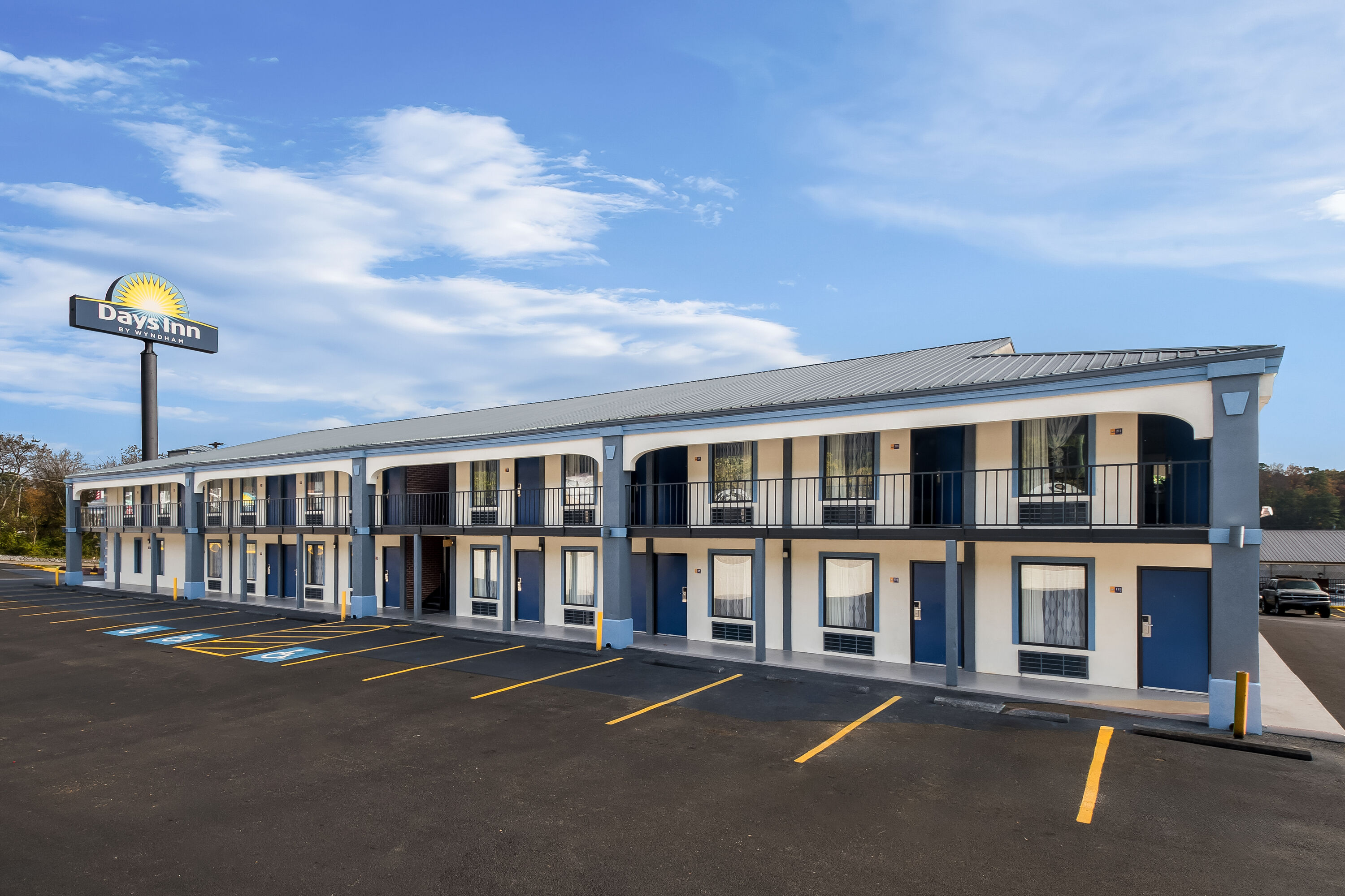 Exterior Day Image of Days Inn by Wyndham Cleveland TN hotel in Cleveland, Tennessee