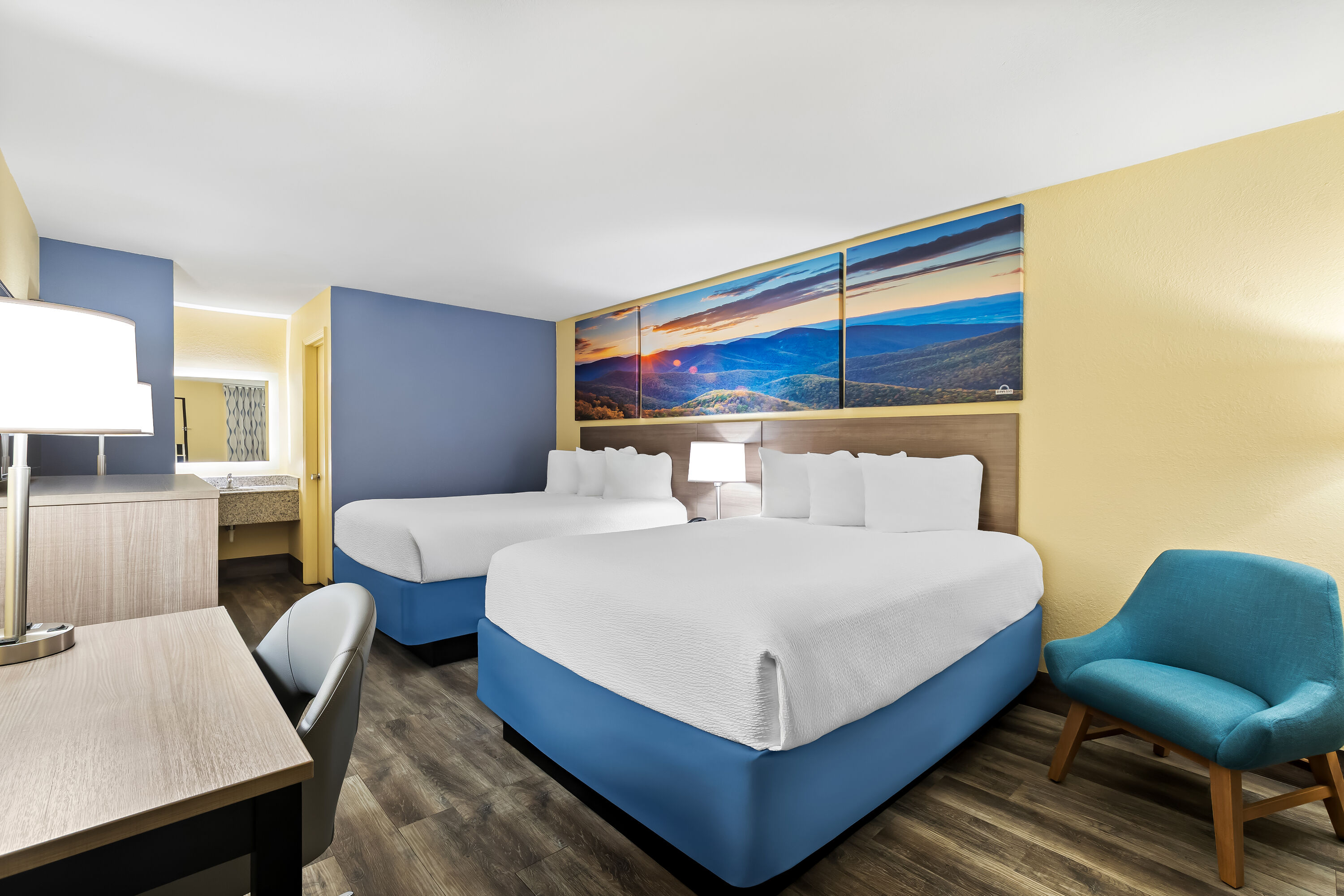 Double bed guest room at the Days Inn by Wyndham Cleveland TN in Cleveland, Tennessee