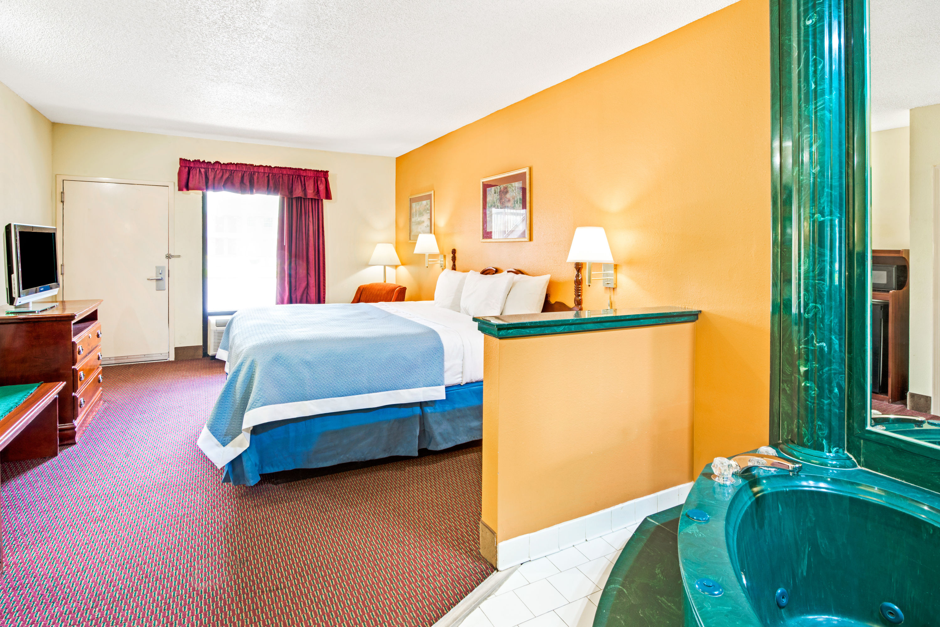 Days Inn by Wyndham Covington suite in Covington, Tennessee