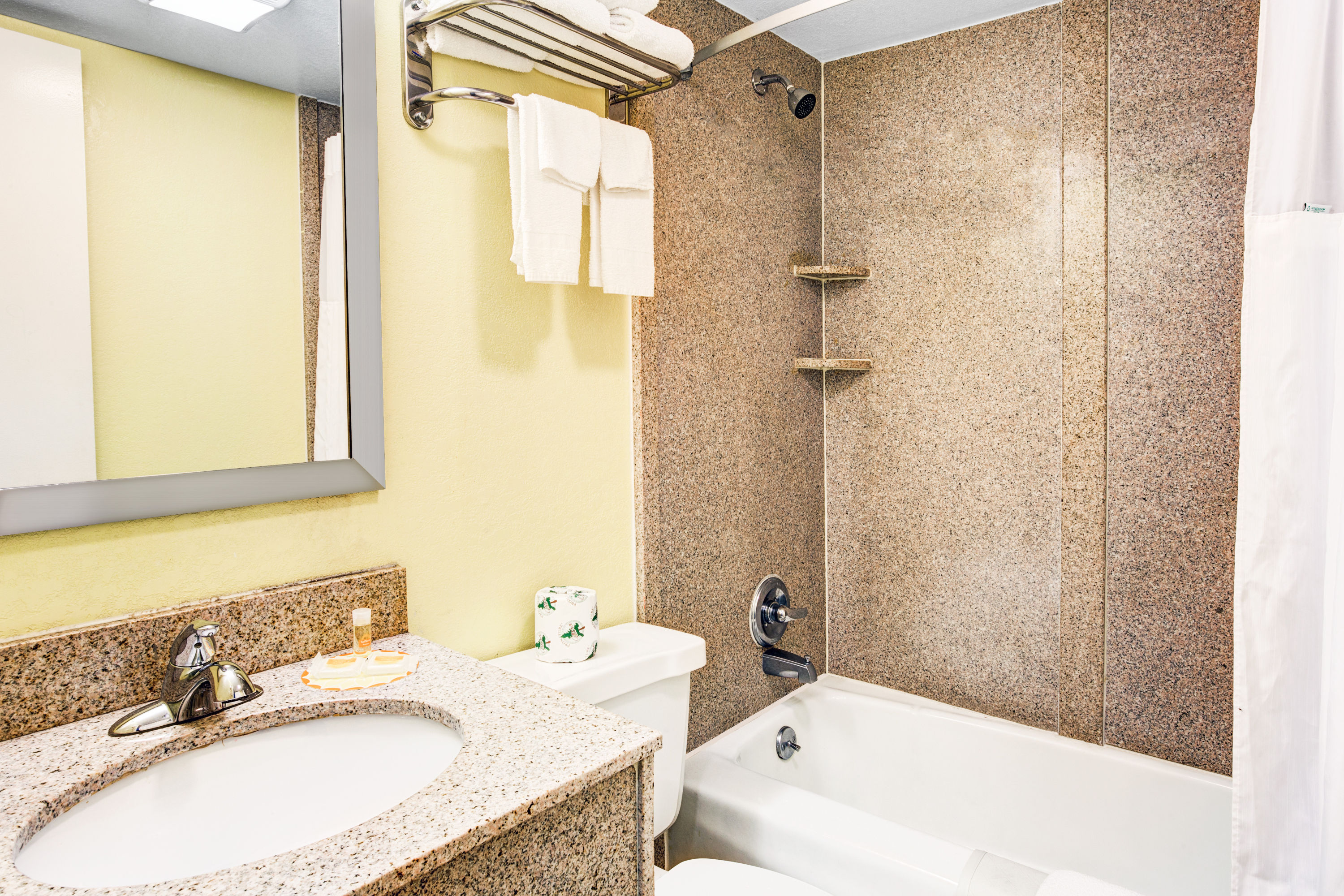 Days inn suites by wyndham downtown gatlinburg parkway gatlinburg