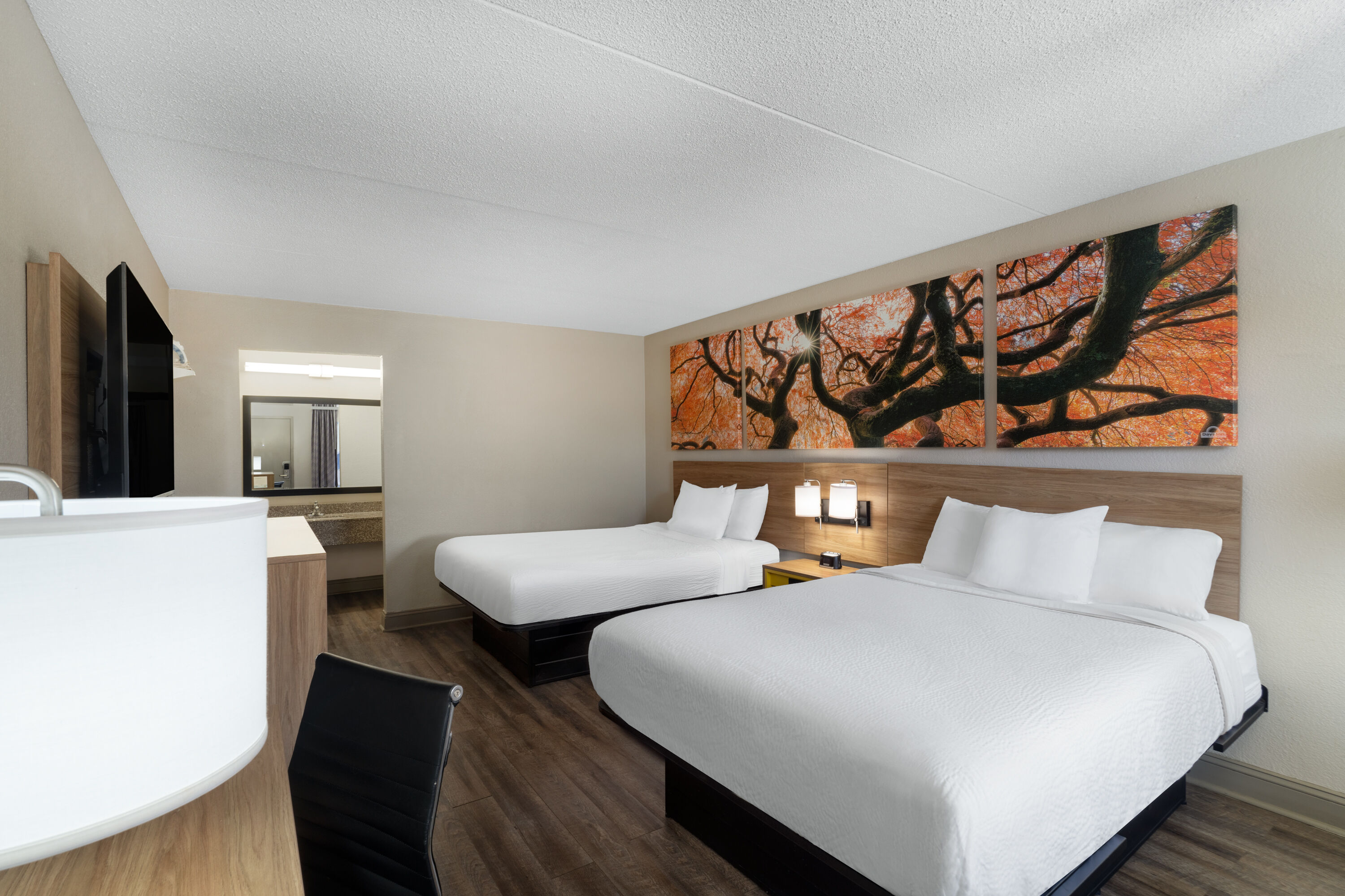 Guest room at the Days Inn by Wyndham Greeneville in Greeneville, Tennessee