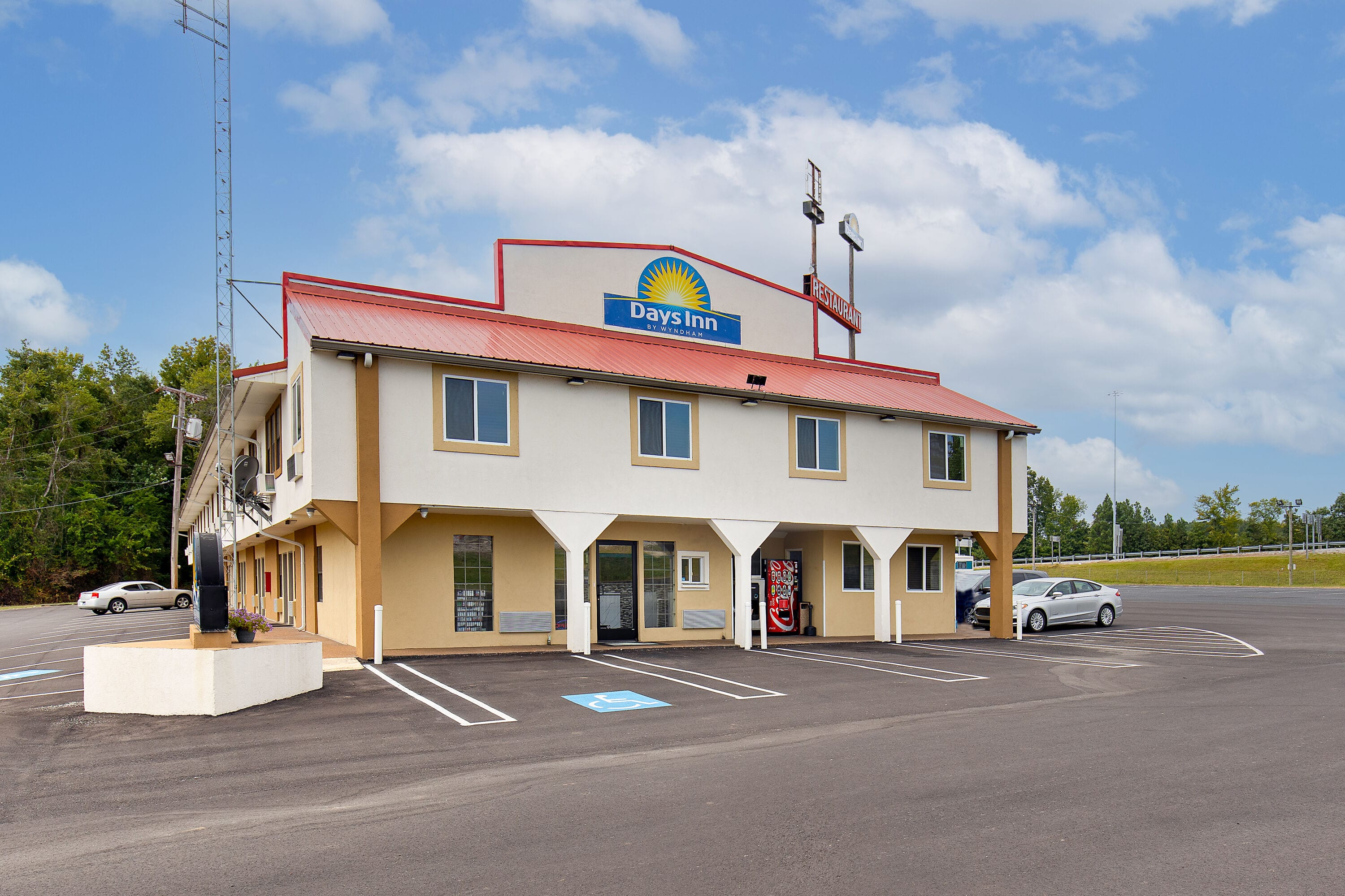 Days Inn venue photograph.
