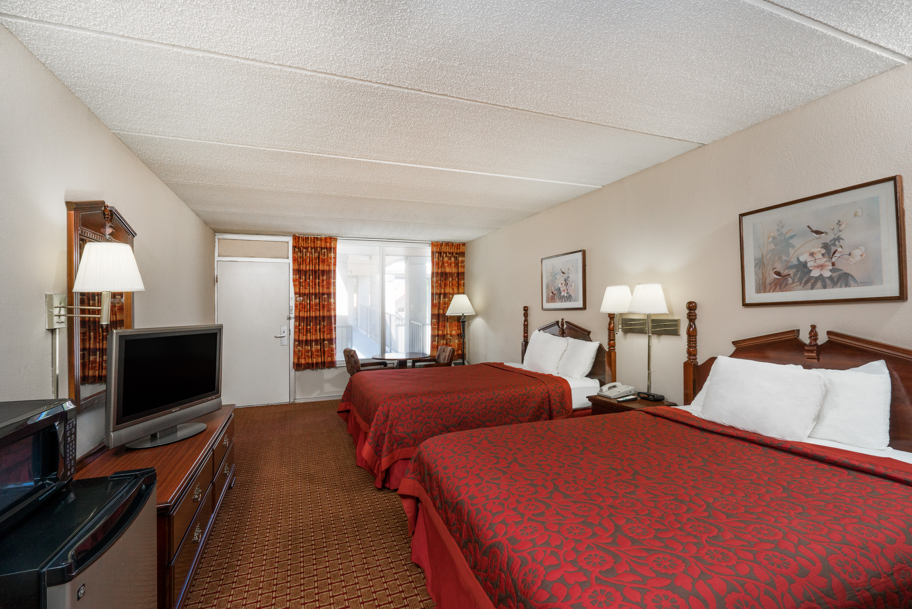 Guest room at the Days Inn by Wyndham Hurricane Mills in Hurricane Mills, Tennessee