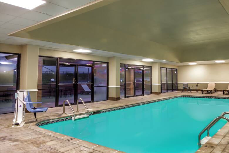 Pool at the Days Inn - Lebanon in Lebanon, Tennessee