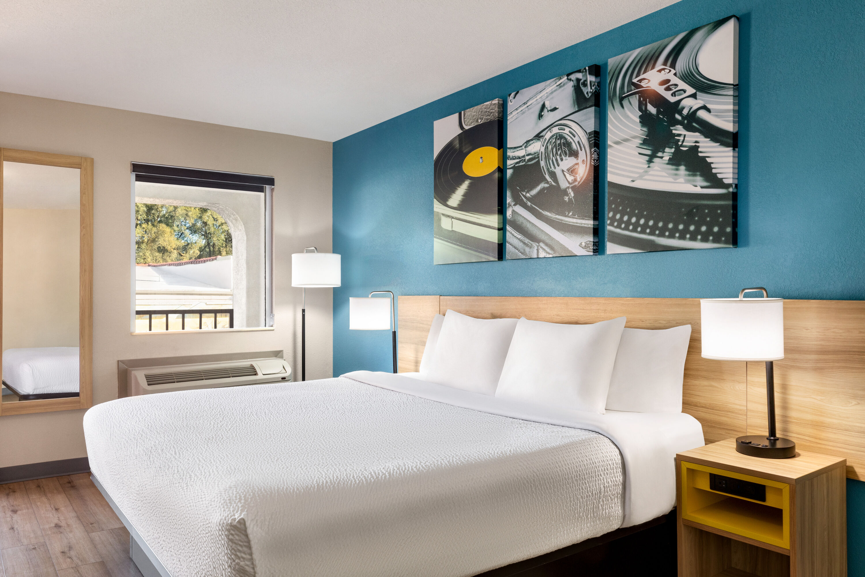 Guest room at the Days Inn by Wyndham Memphis at Graceland in Memphis, Tennessee
