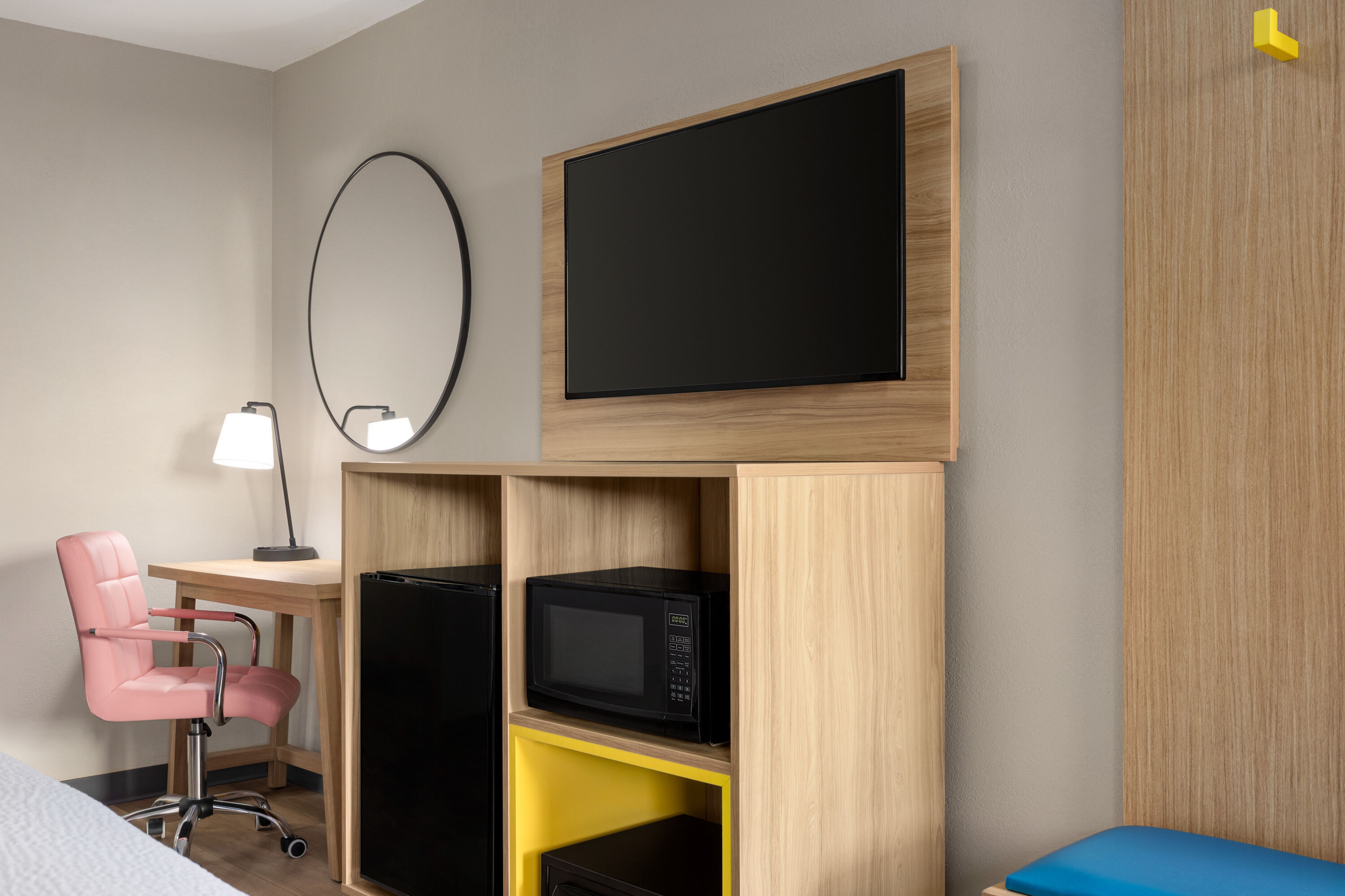 Guest room at the Days Inn by Wyndham Memphis at Graceland in Memphis, Tennessee