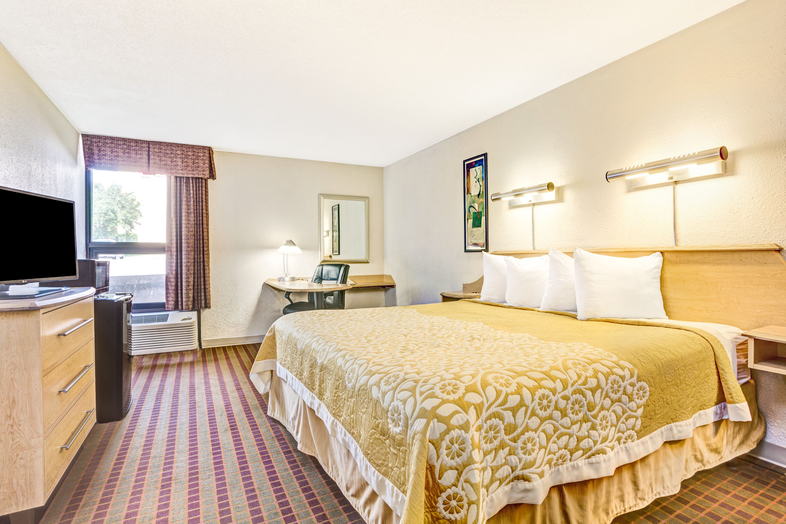 Days Inn By Wyndham Nashville At Opryland Music Valley Dr