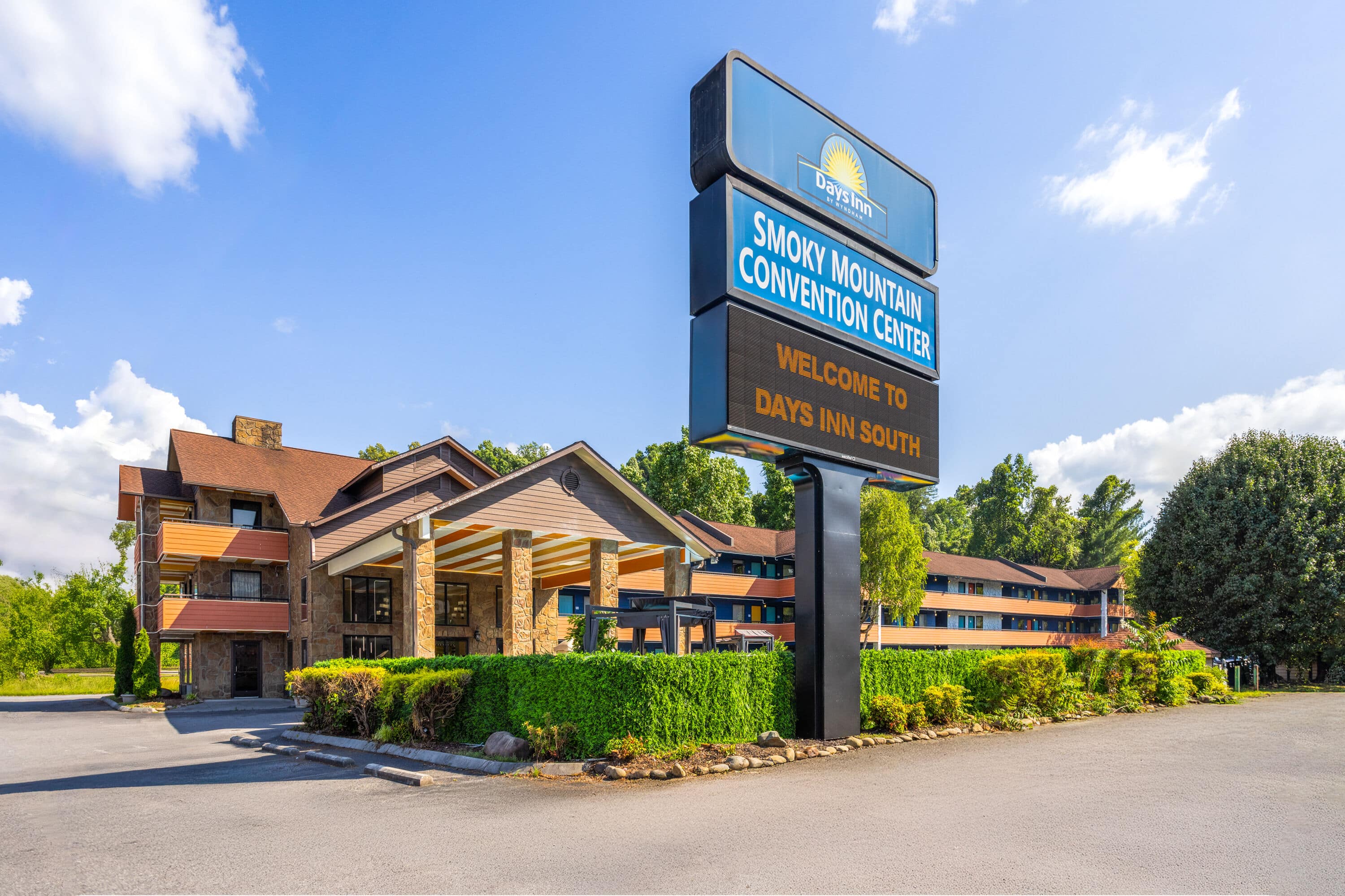 Days Inn by Wyndham Pigeon Forge Parkway venue photograph.