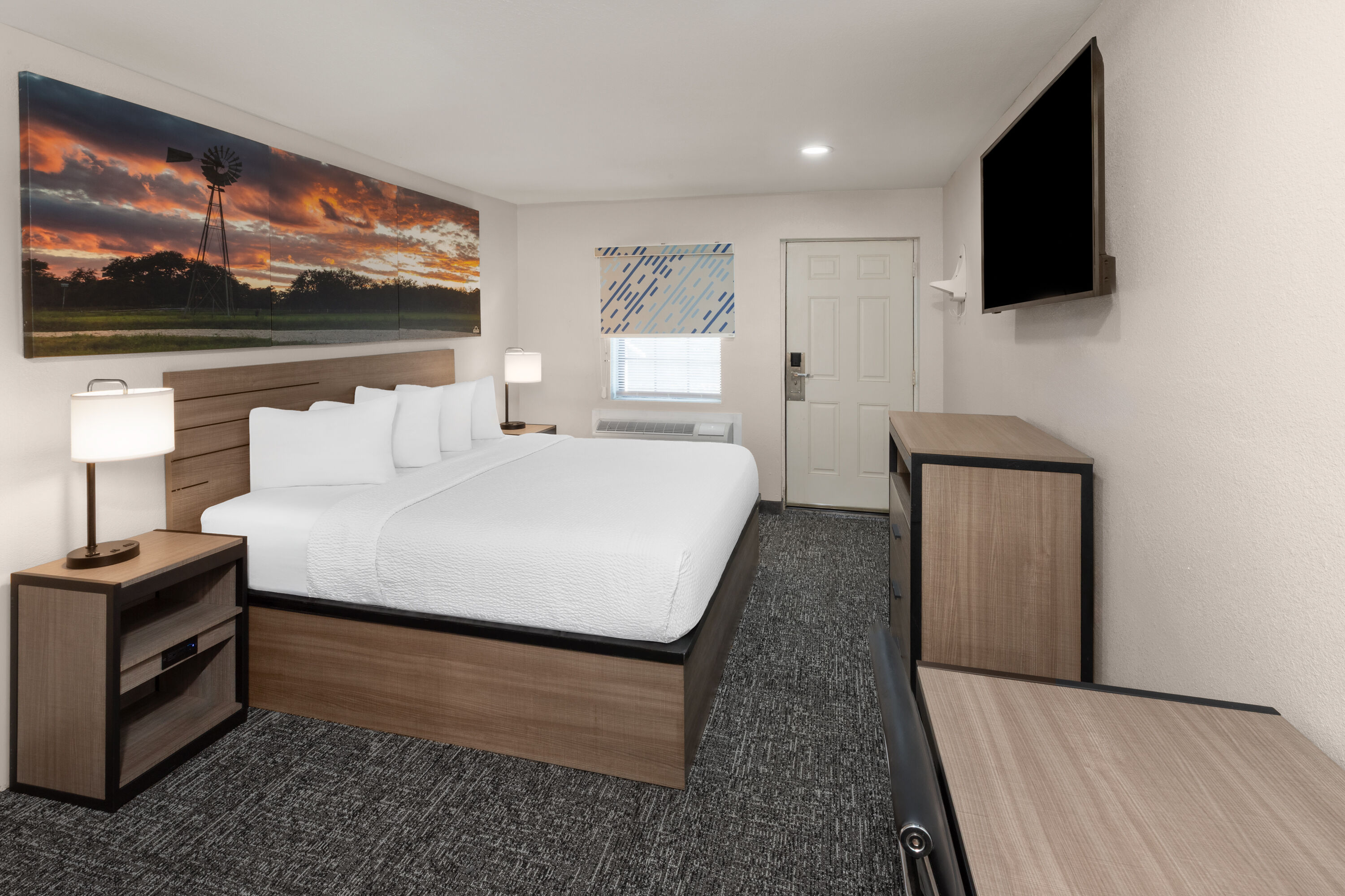 Guest room at the Days Inn by Wyndham Aransas Pass in Aransas Pass, Texas