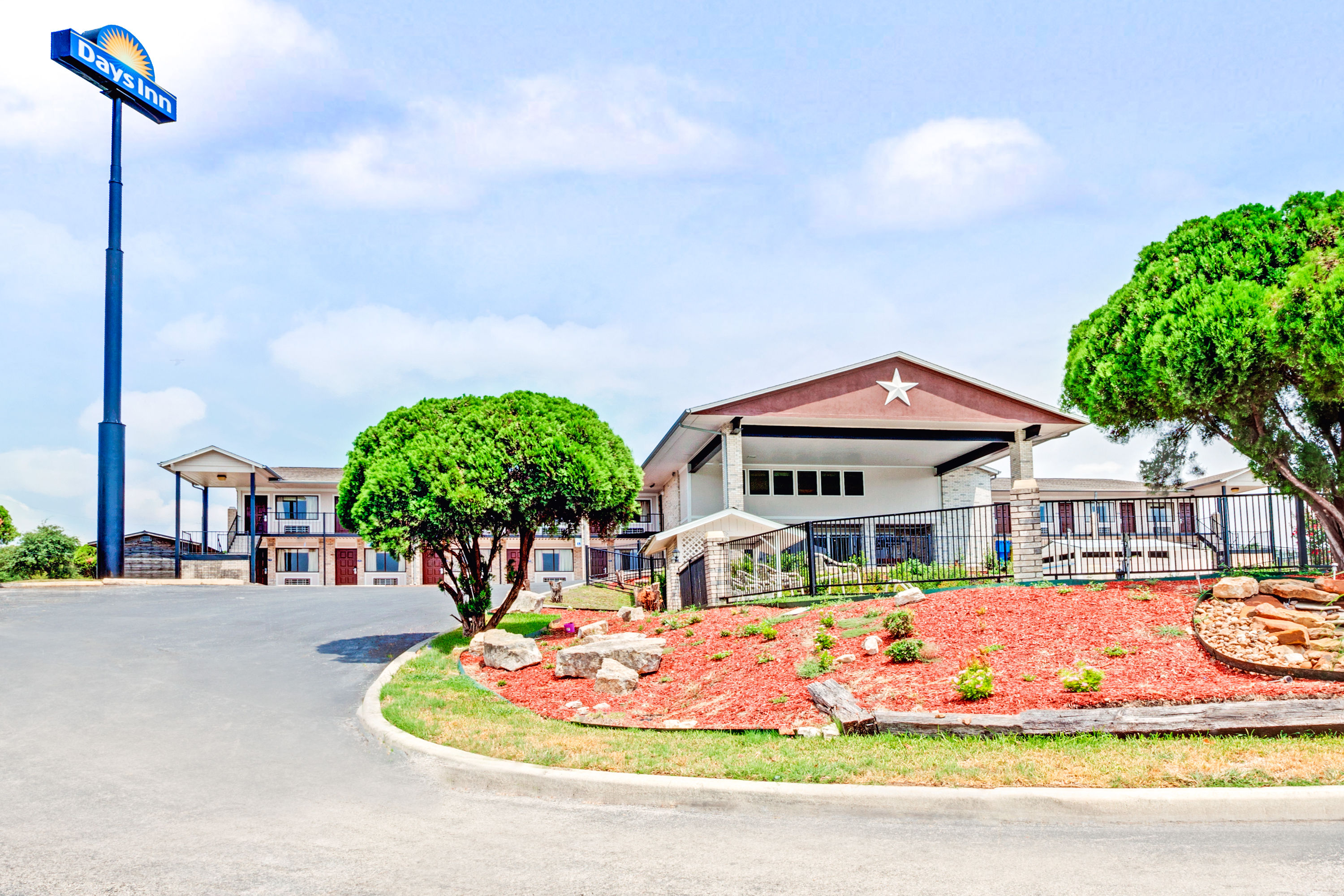 Hotels Boerne Texas Pet Friendly Rouydadnews Info