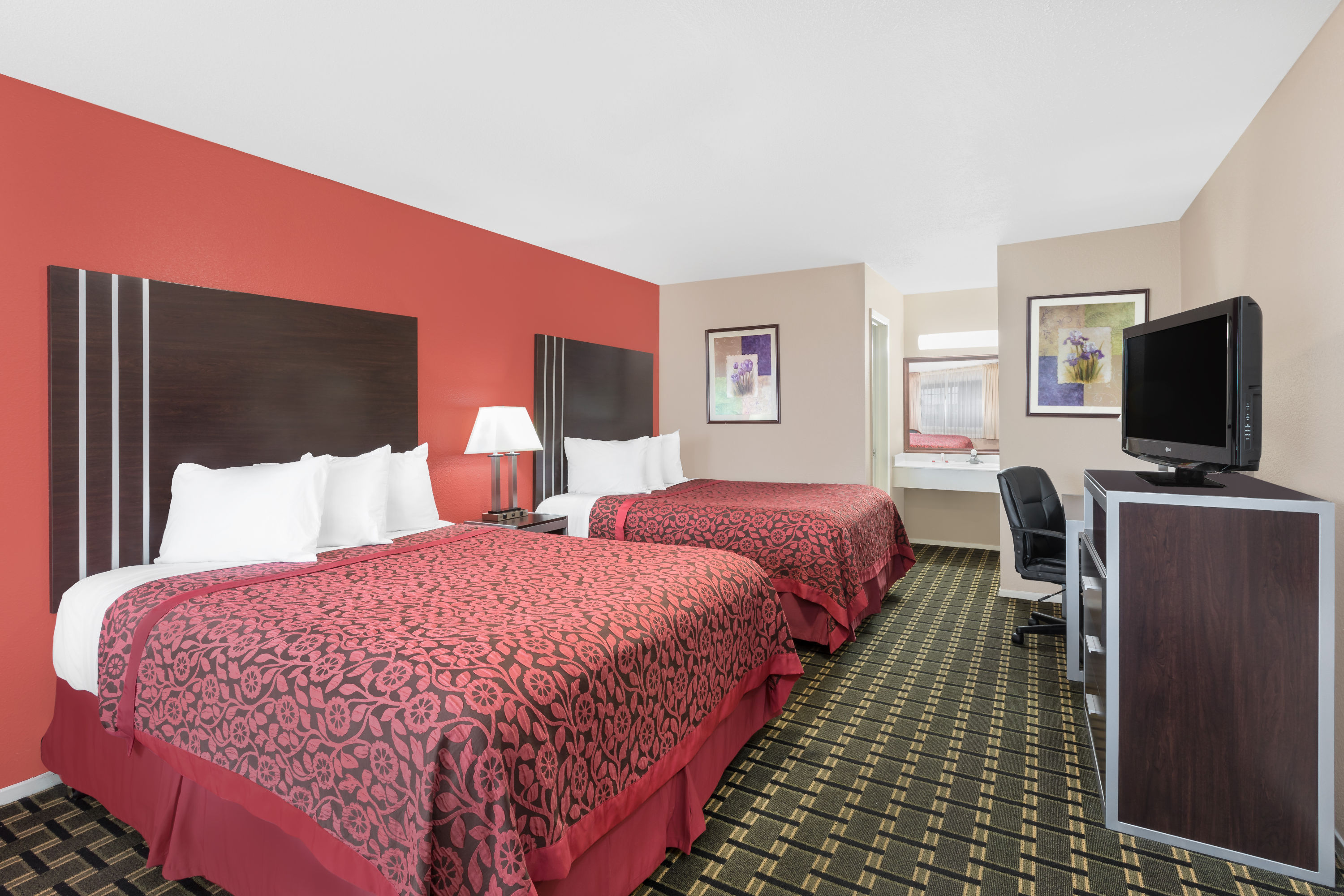 Days Inn By Wyndham College Station University Drive
