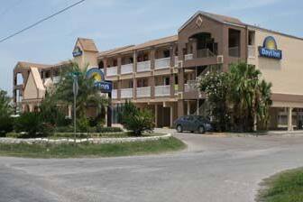 Days Inn By Wyndham Corpus Christi Beach Hotels Tx Exterior Of Days Inn By Wyndham Corpus Christi Beach Hotel In Texas