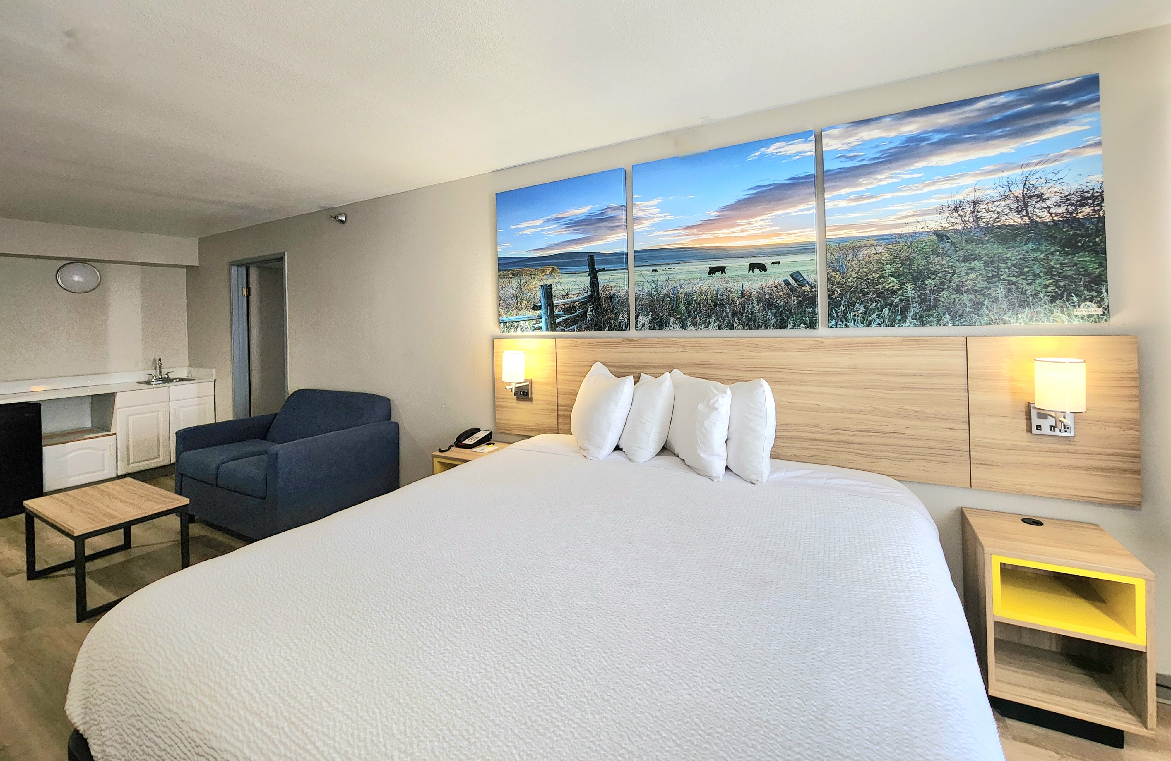 Guest room at the Days Inn & Suites by Wyndham Corpus Christi Central in Corpus Christi, Texas