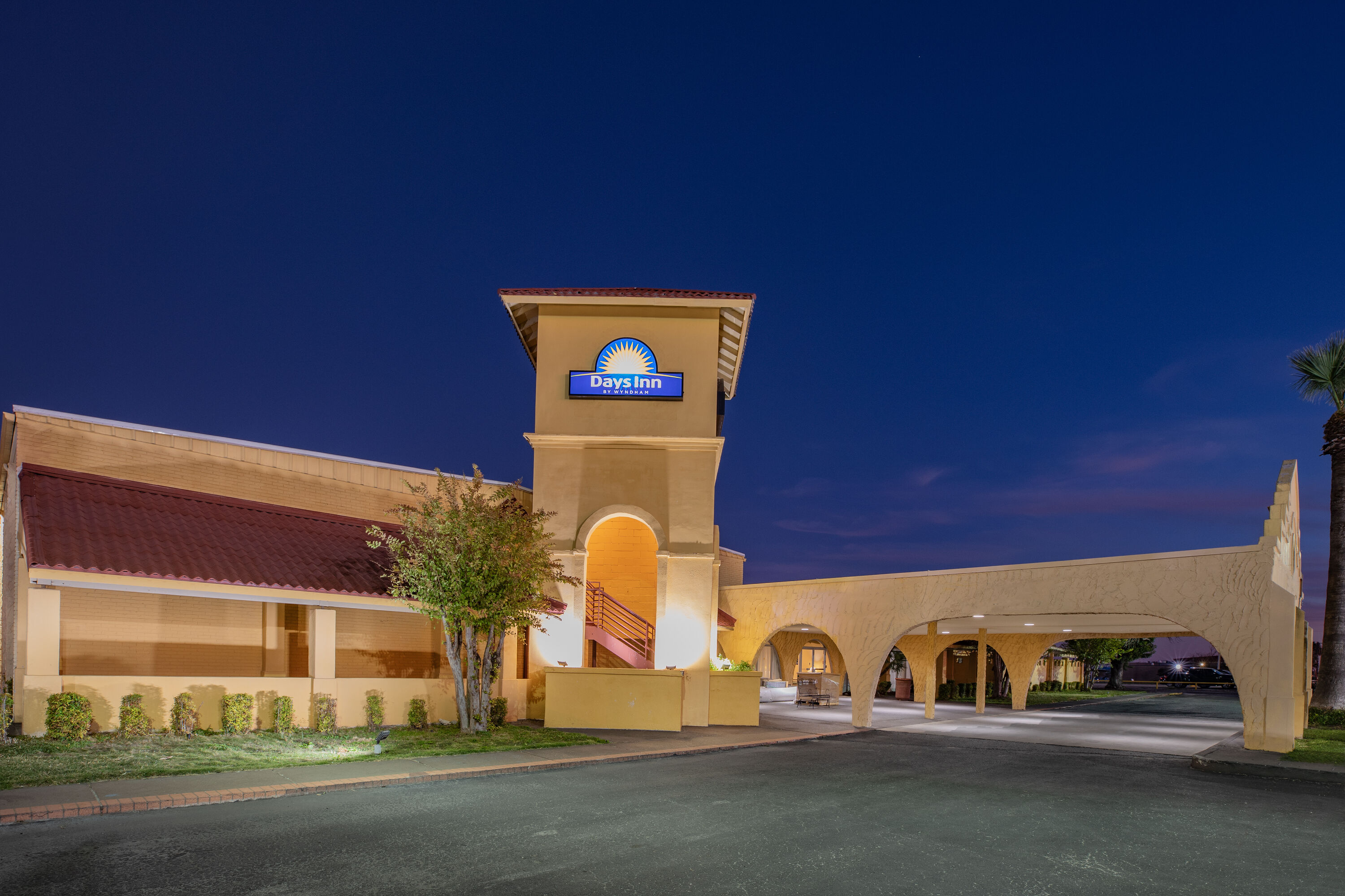 Days Inn by Wyndham Del Rio | Del Rio, TX Hotels