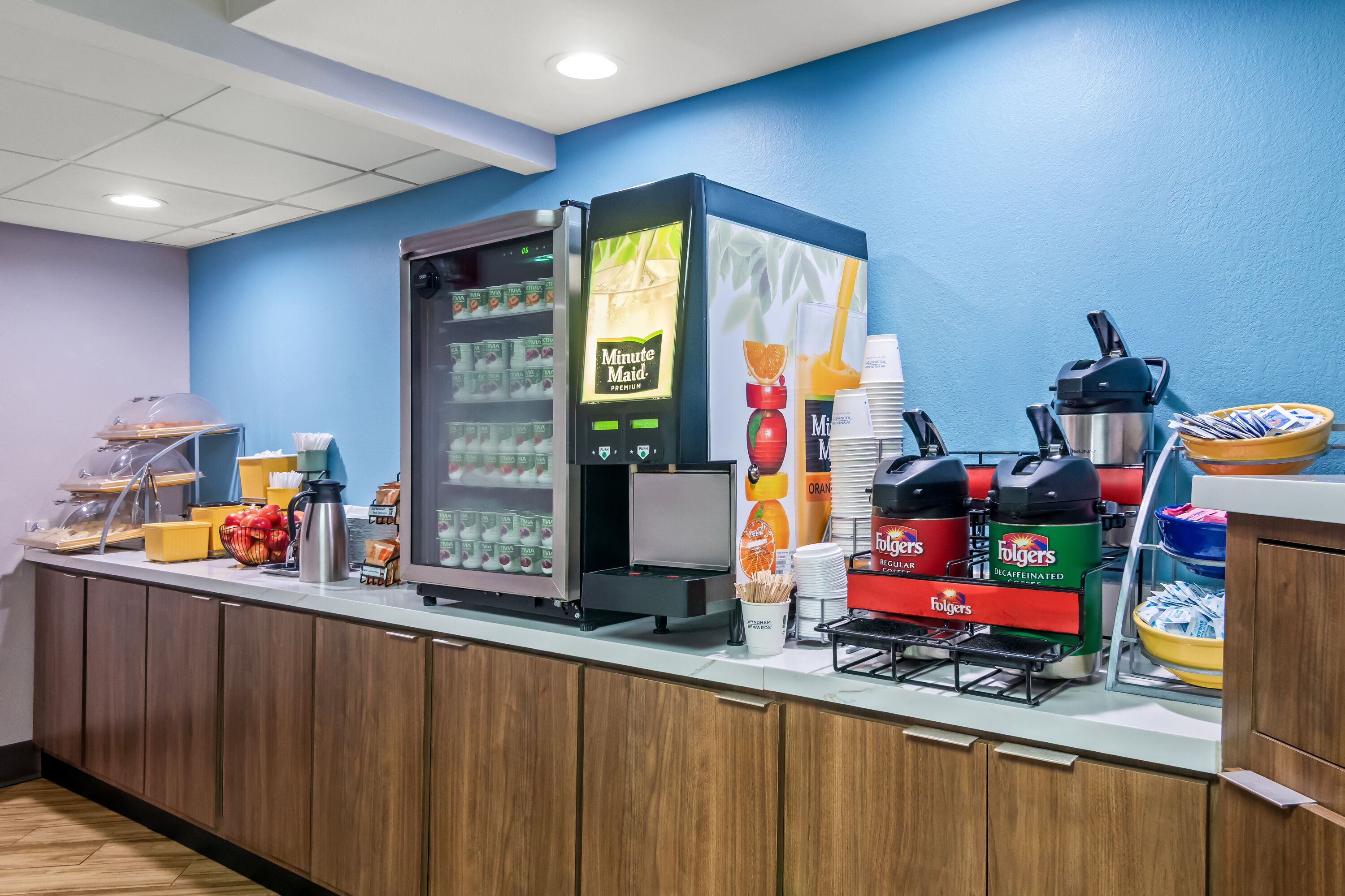 Free breakfast at Days Inn & Suites by Wyndham DeSoto in DeSoto, Texas