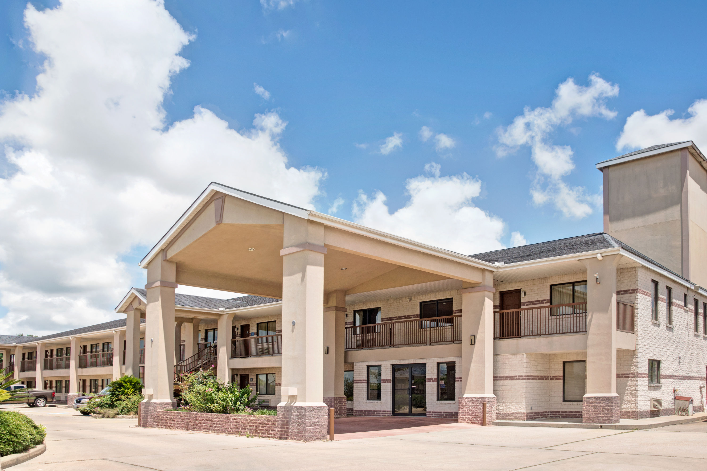 Days Inn by Wyndham El Campo TX El Campo, TX Hotels