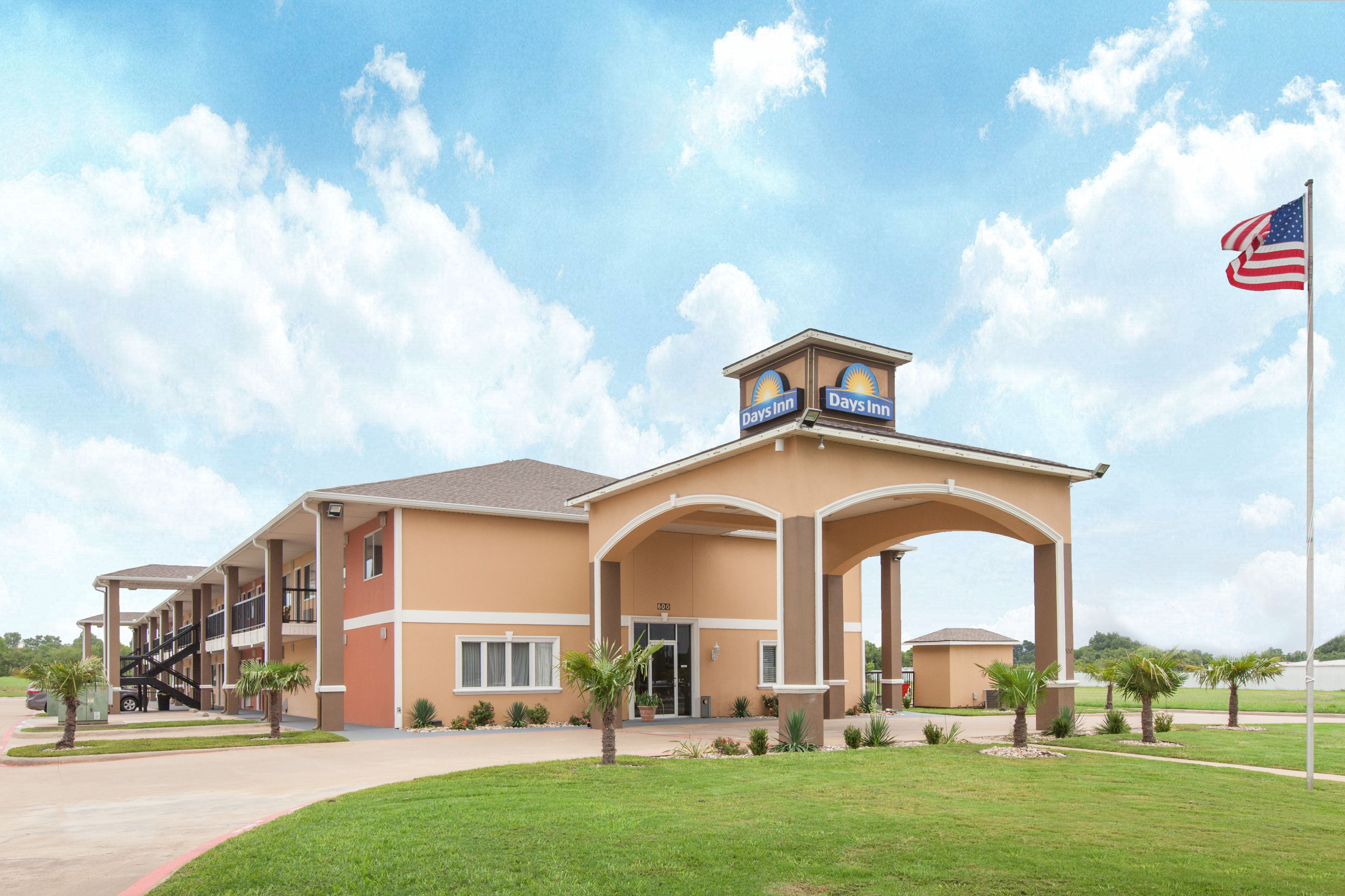 Days Inn By Wyndham Ennis Ennis Tx Hotels