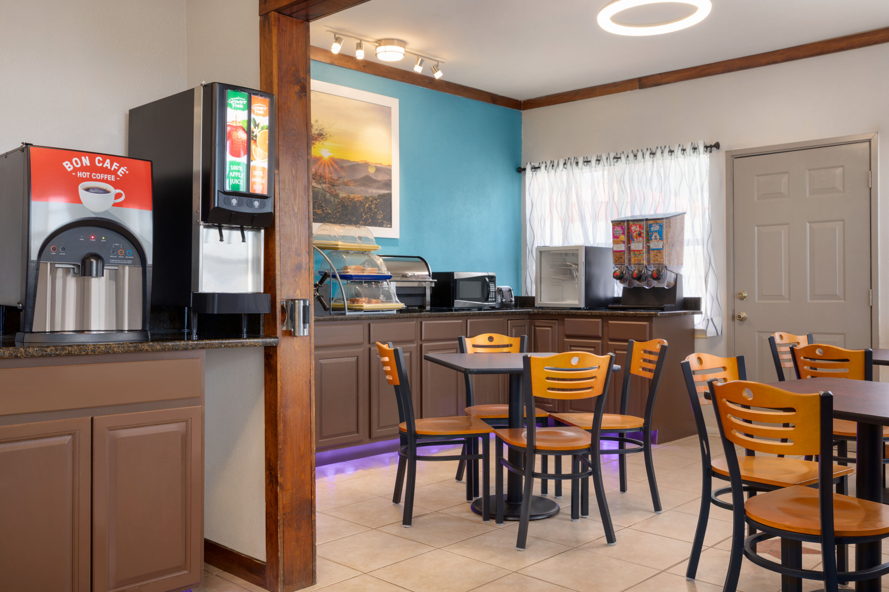 Free breakfast at Days Inn by Wyndham Suites Fredericksburg in Fredericksburg, Texas