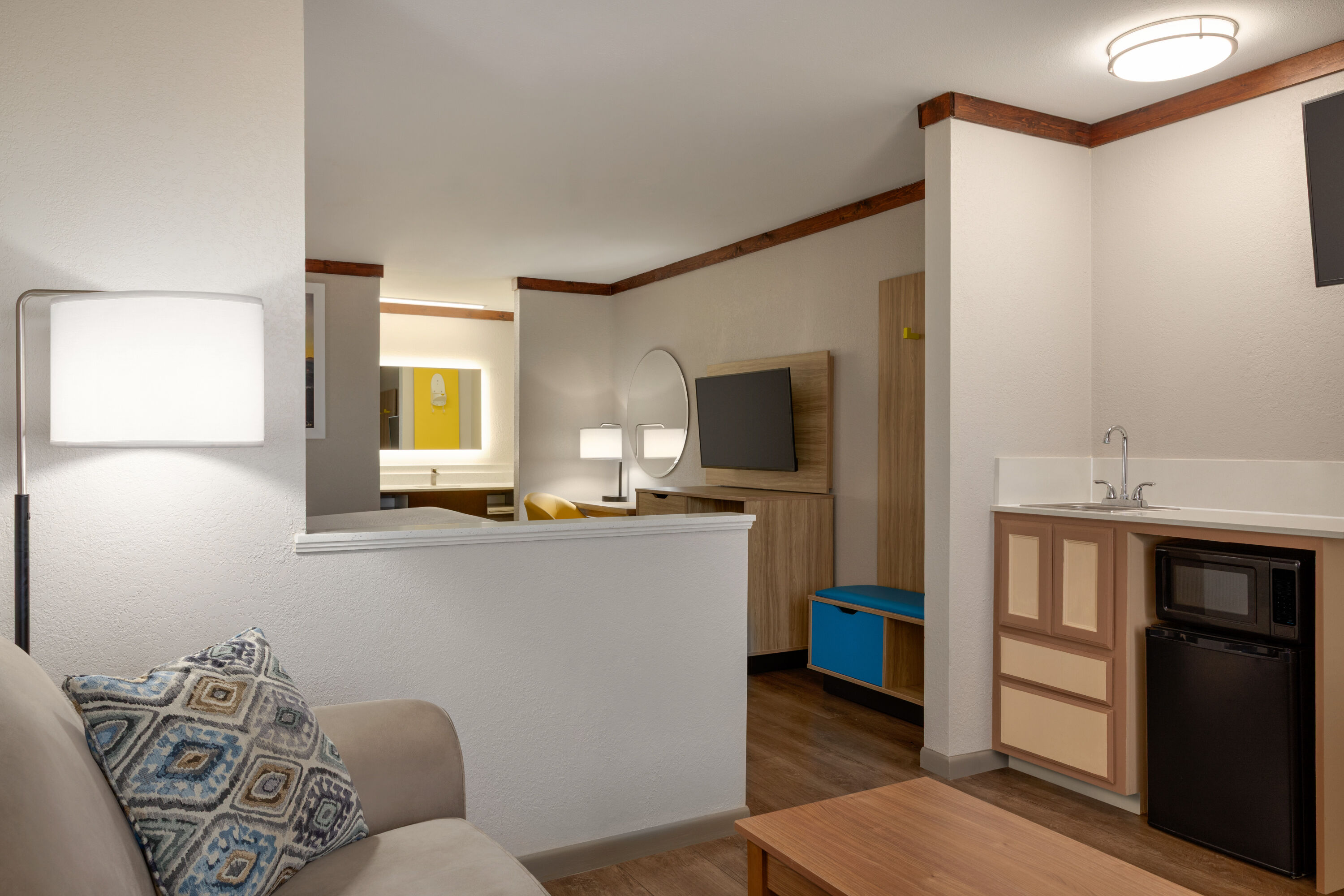 Days Inn by Wyndham Suites Fredericksburg suite in Fredericksburg, Texas