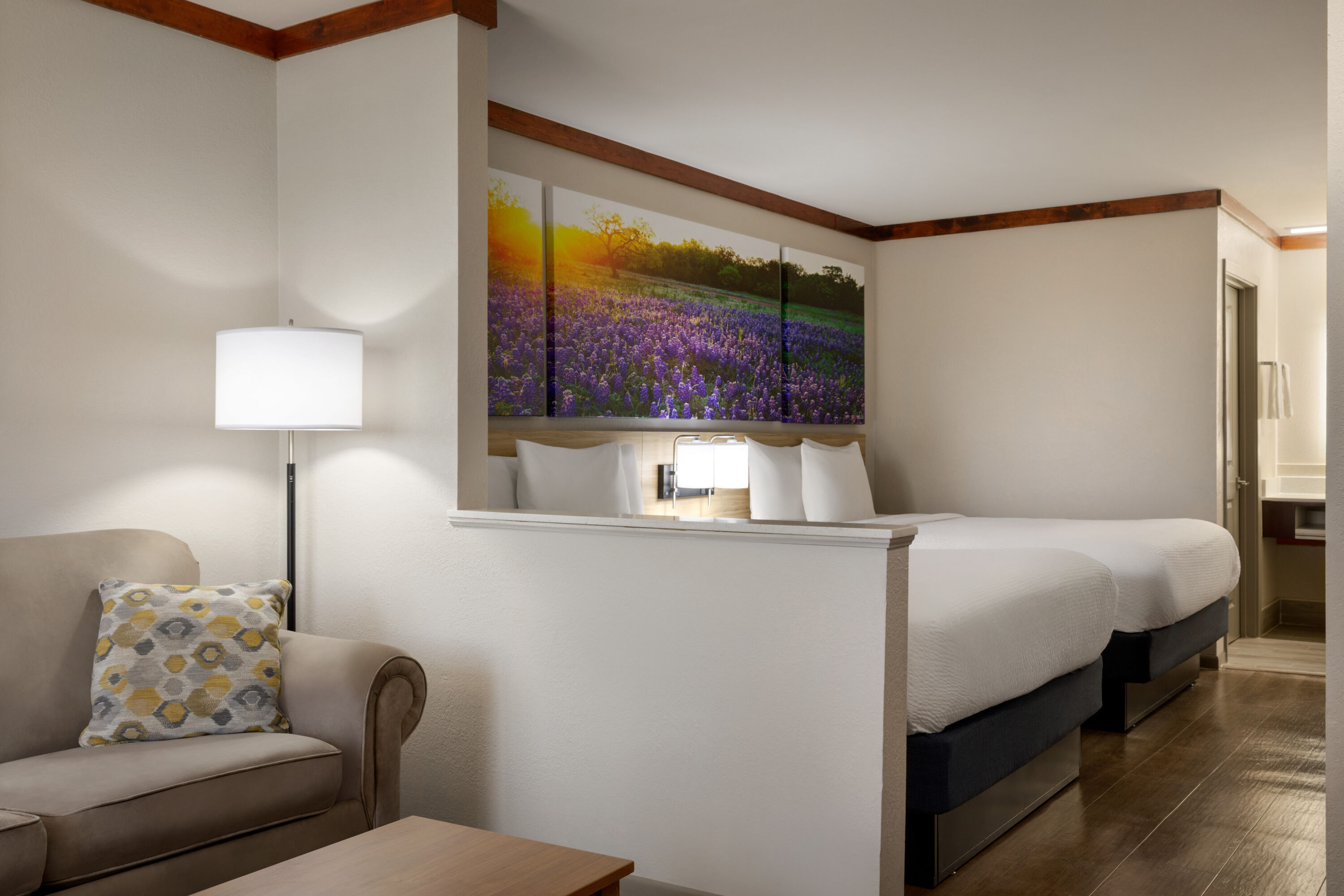 Days Inn by Wyndham Suites Fredericksburg suite in Fredericksburg, Texas