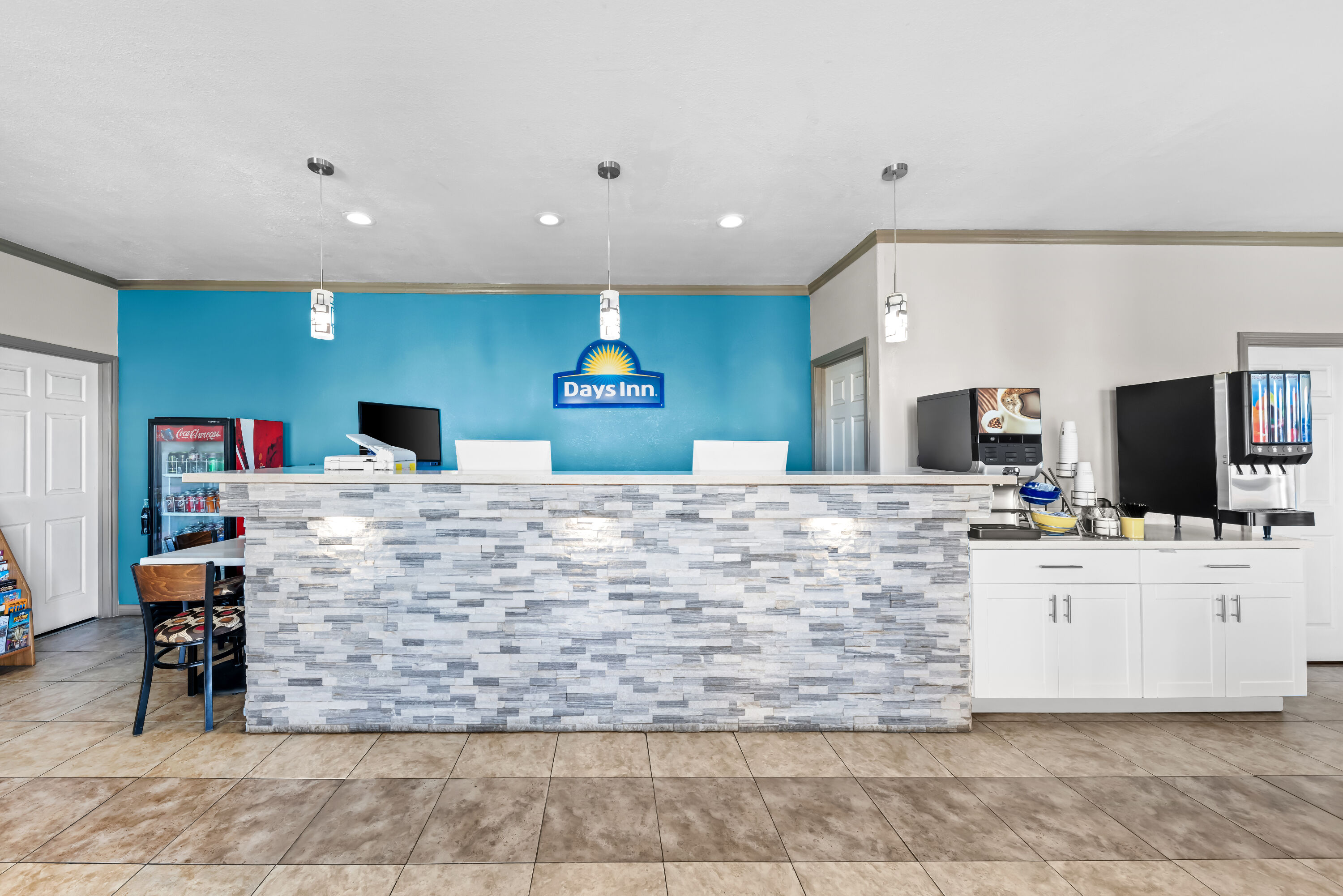 Days Inn by Wyndham Gainesville reception in Gainesville, Texas
