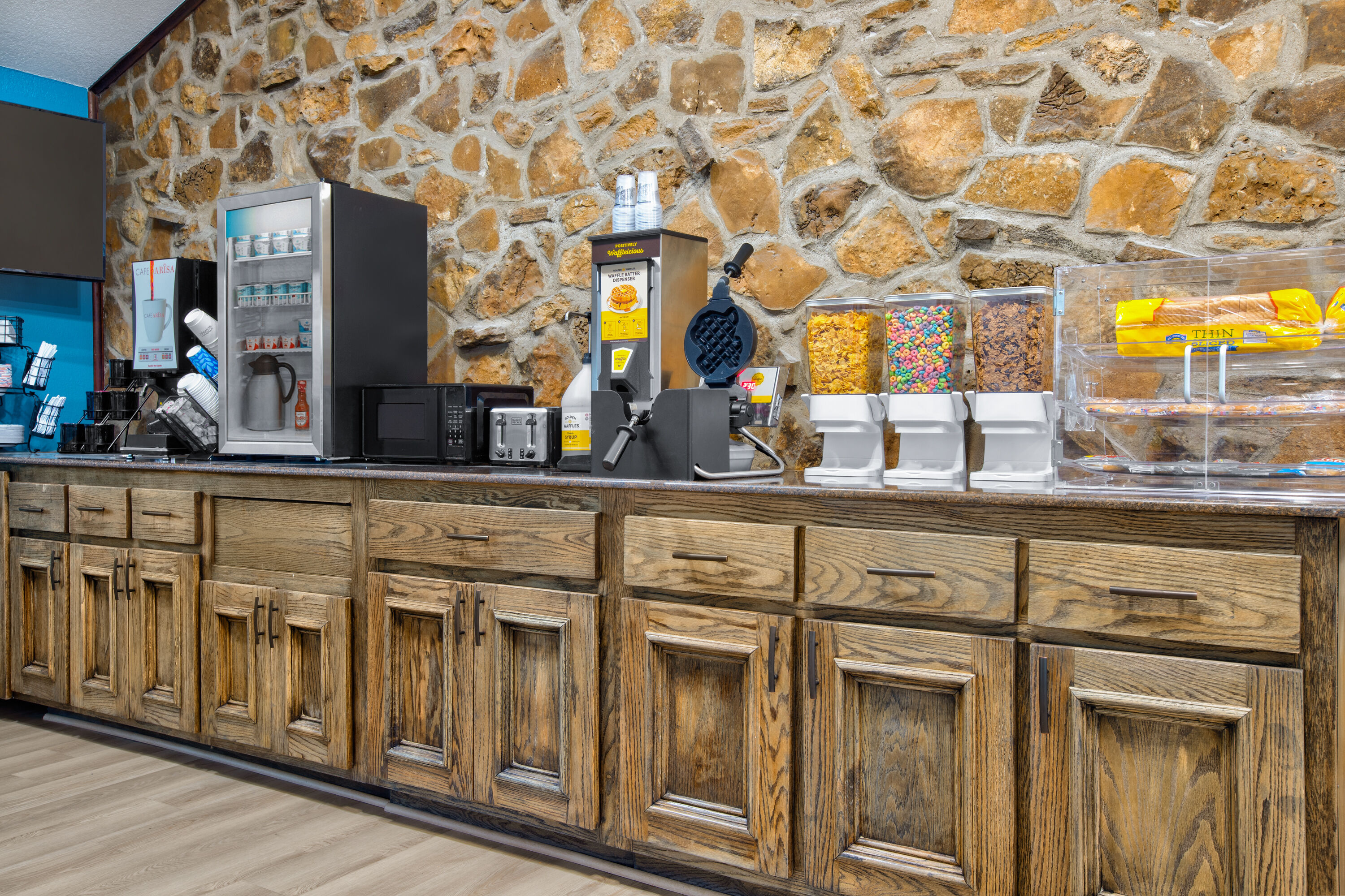 Free breakfast at Days Inn by Wyndham Gatesville in Gatesville, Texas