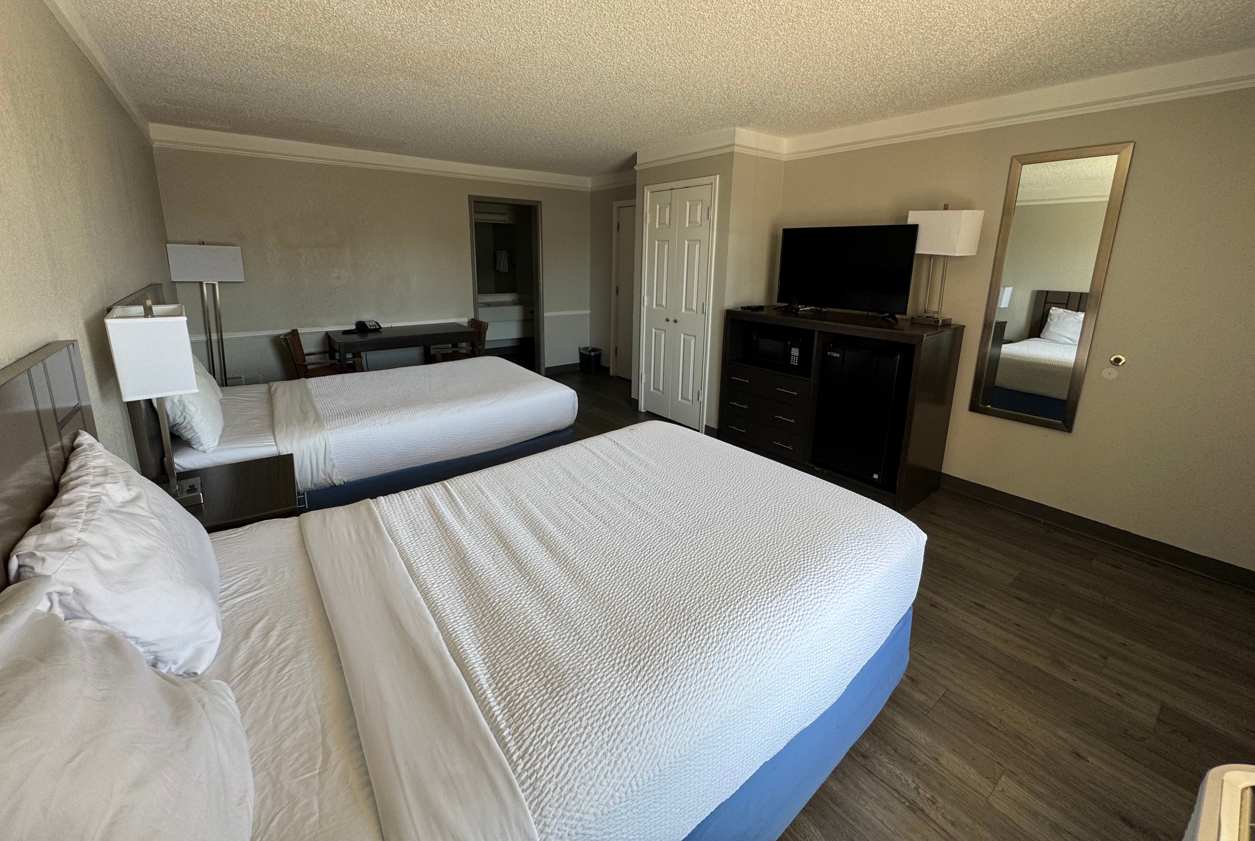 Double bed guest room at the Days Inn by Wyndham Georgetown in Georgetown, Texas