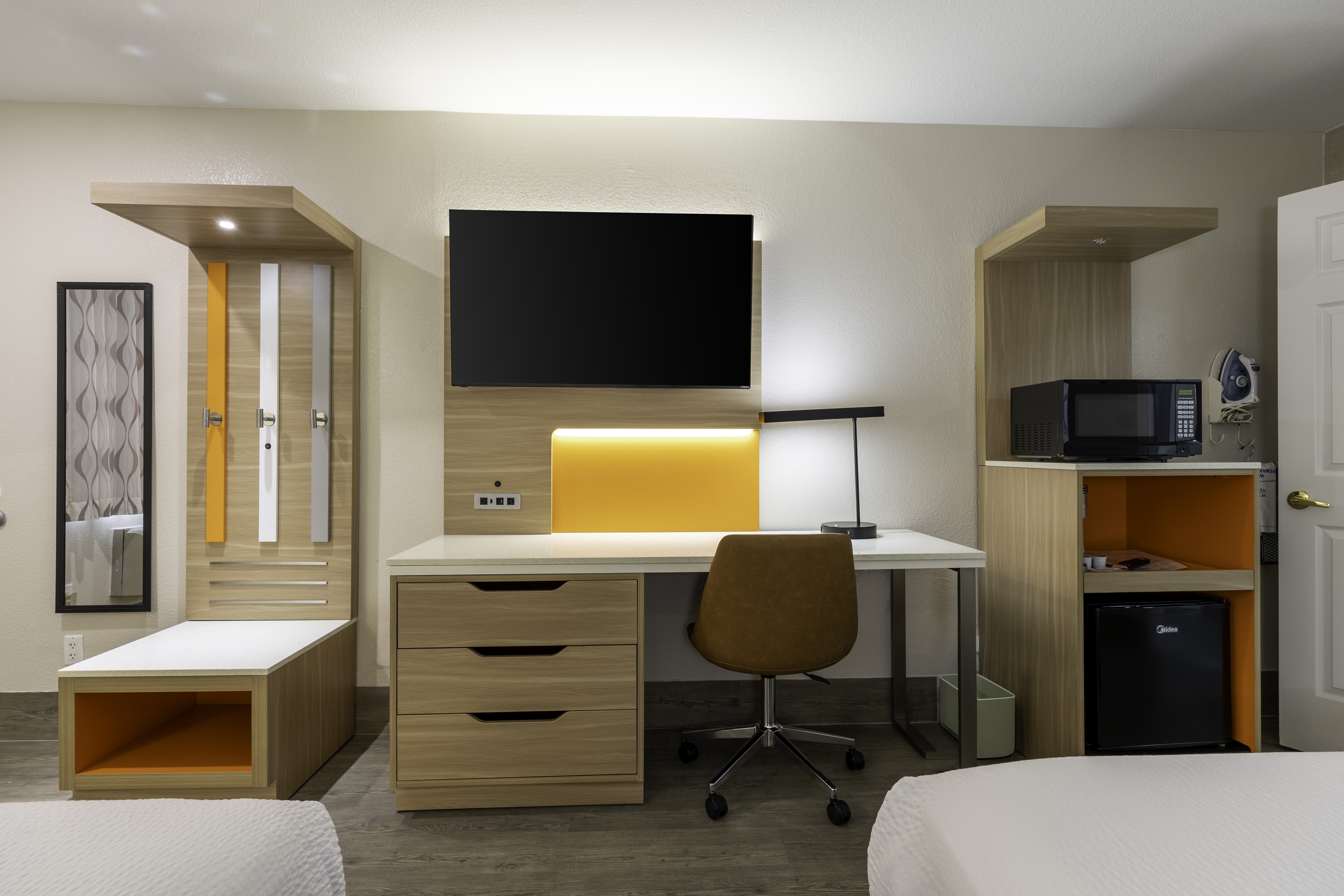 Guest room at the Days Inn by Wyndham Granbury in Granbury, Texas