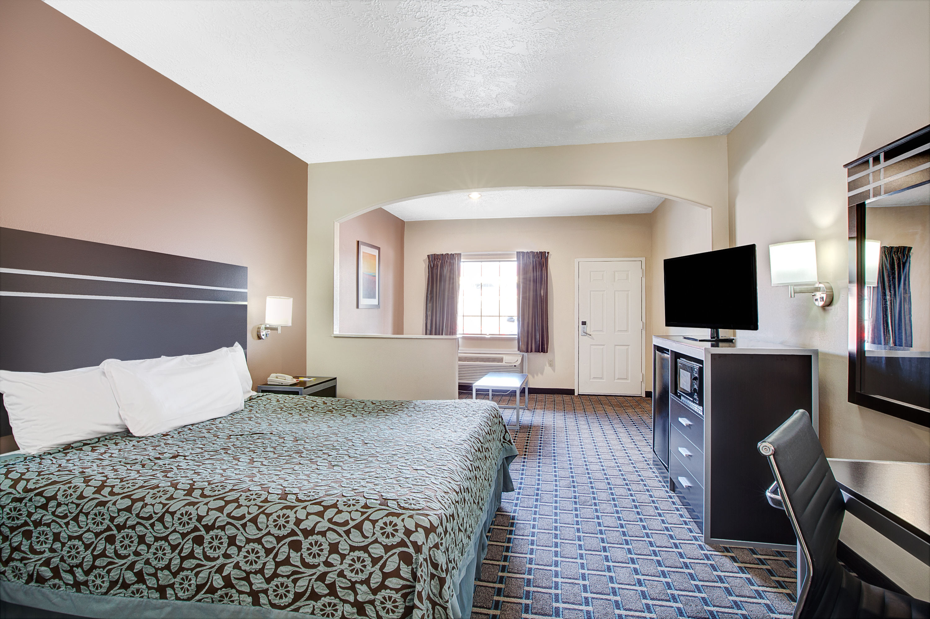 Days Inn & Suites by Wyndham Houston North/Spring suite in Houston, Texas