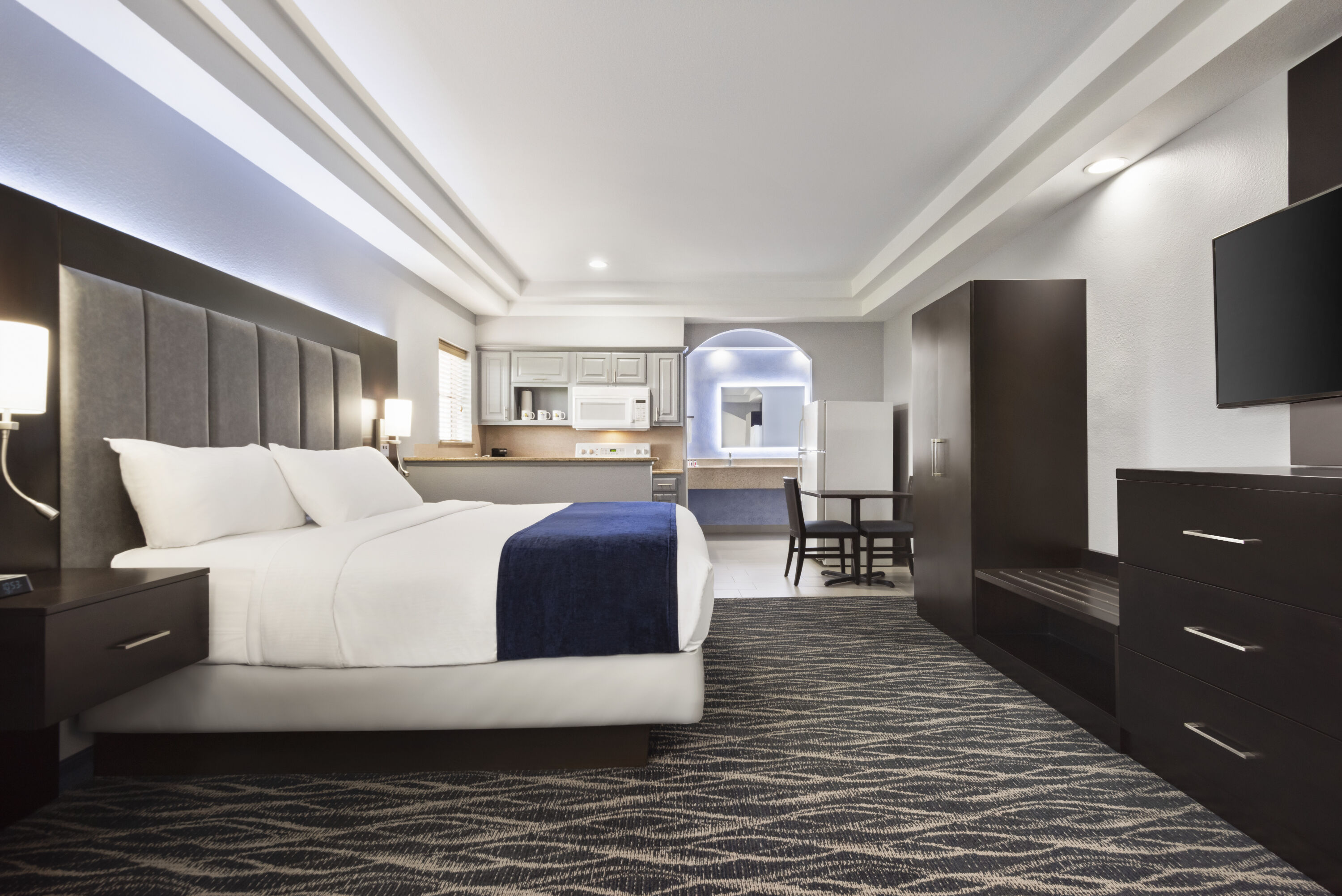 Days Inn Amp Suites By Wyndham Houston Hobby Airport
