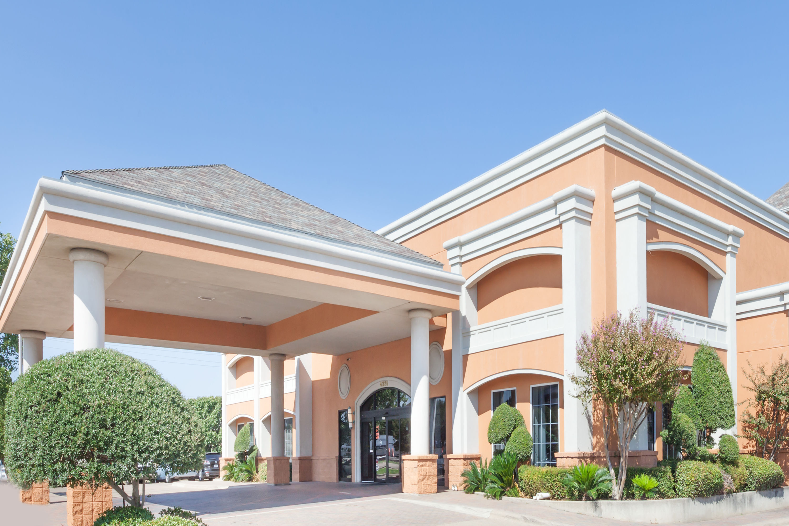 Days Inn Wyndham Irving Grapevine DFW Airport North Irving  Hotels