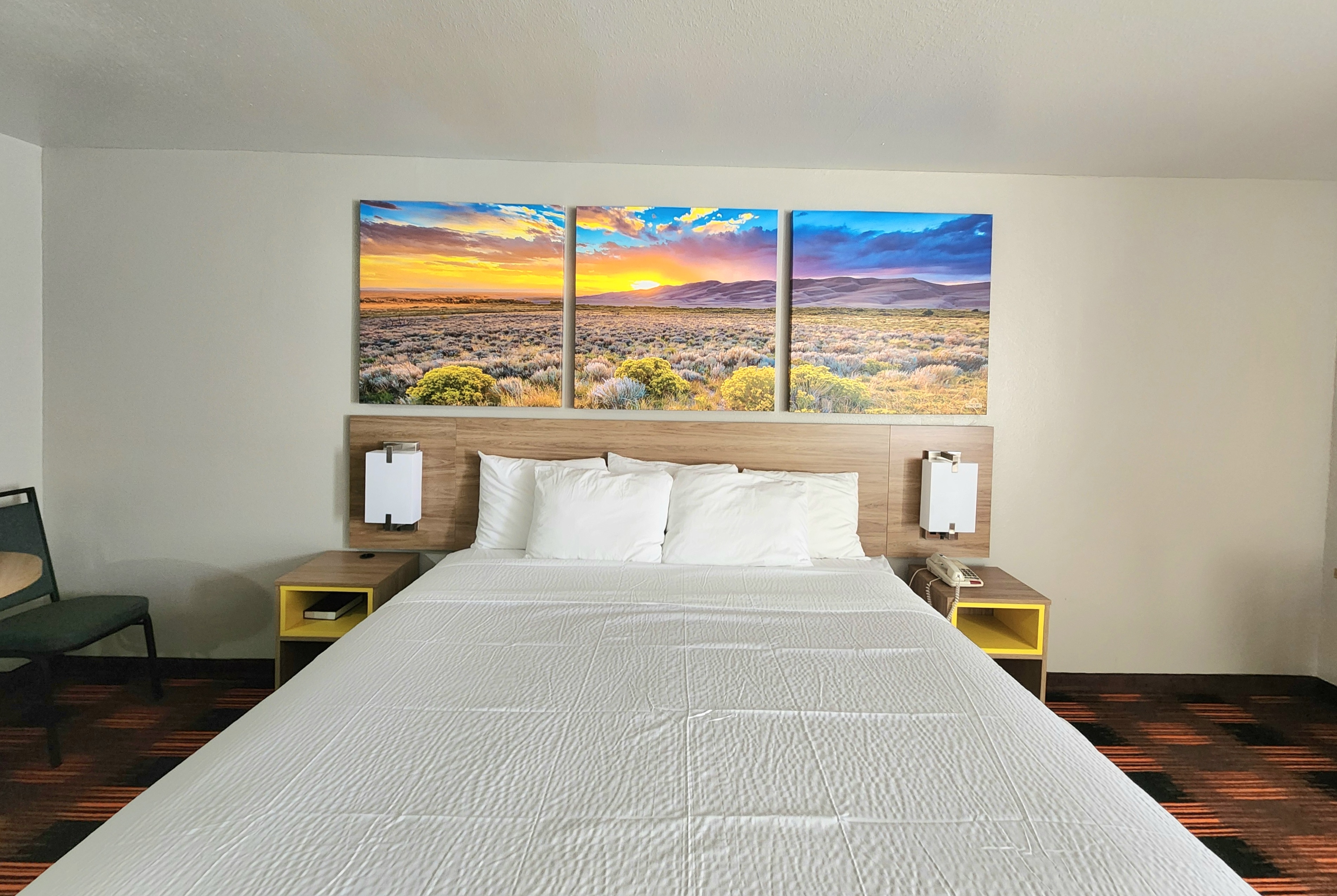 Guest room at the Days Inn by Wyndham Lumberton in Lumberton, Texas