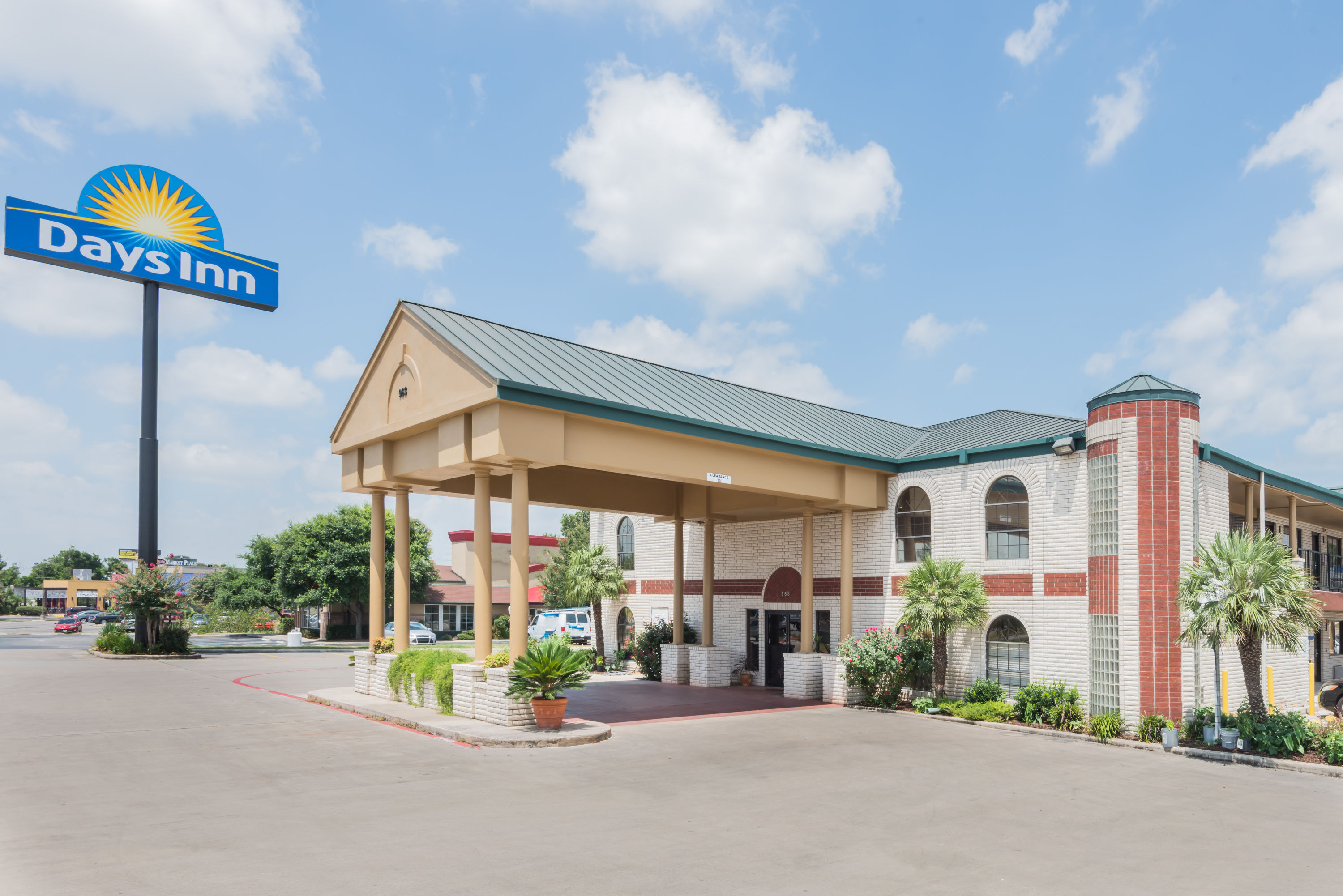 Days Inn by Wyndham New Braunfels New Braunfels TX Hotels